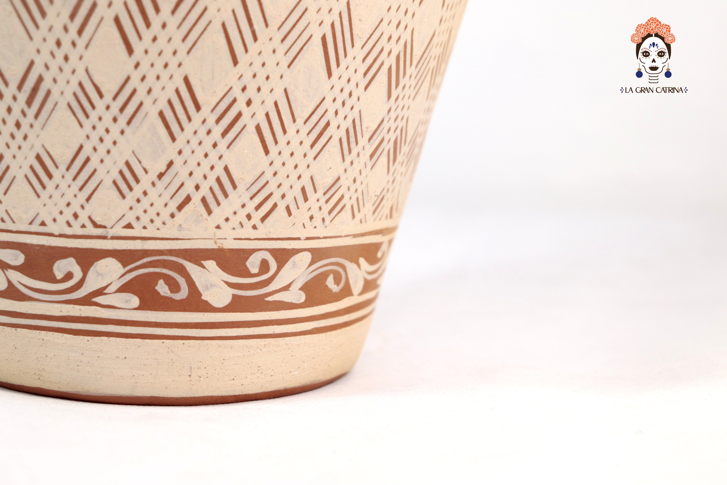 Vase Flower Clay Tall - Patamban - 12.9 in. Patamban