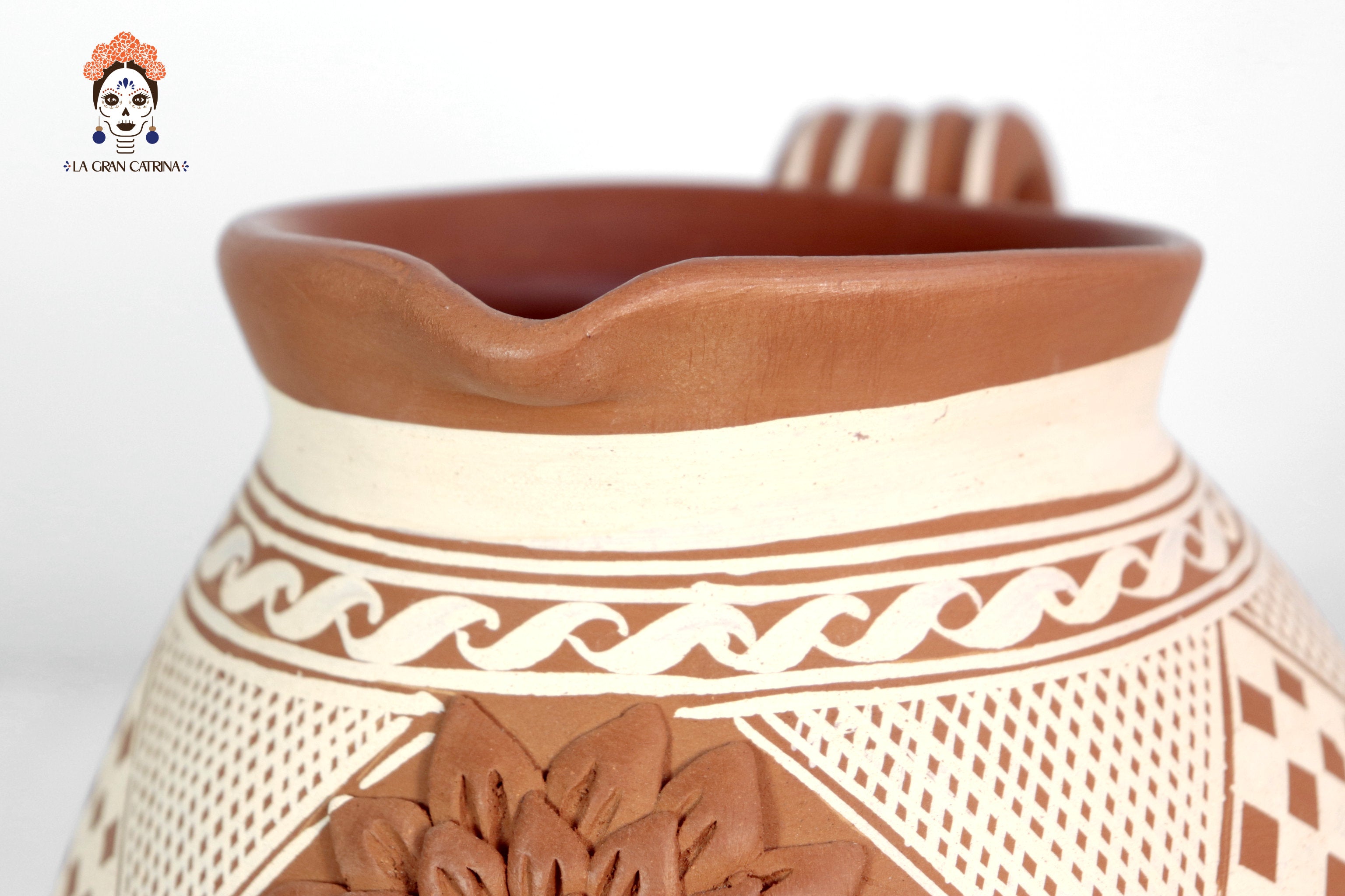 Pitcher Floral Clay - Patamban - 11.4 in. Patamban