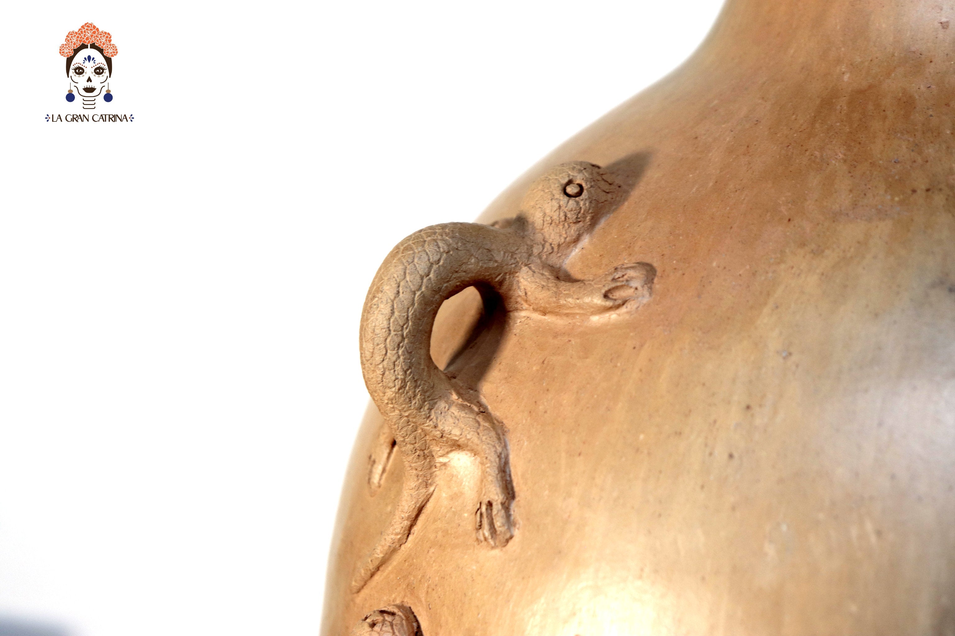 Vessel Ancestral Mixe with lizard handles - 17.7 in. Pendiente