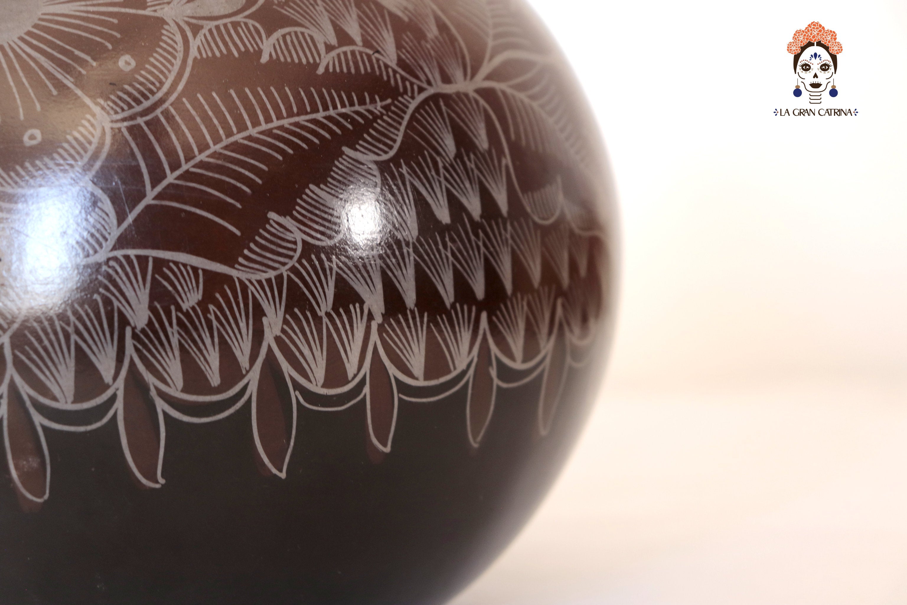 Vase with Foliage brown - Huancito - 11.6 in. Pablo Huancito