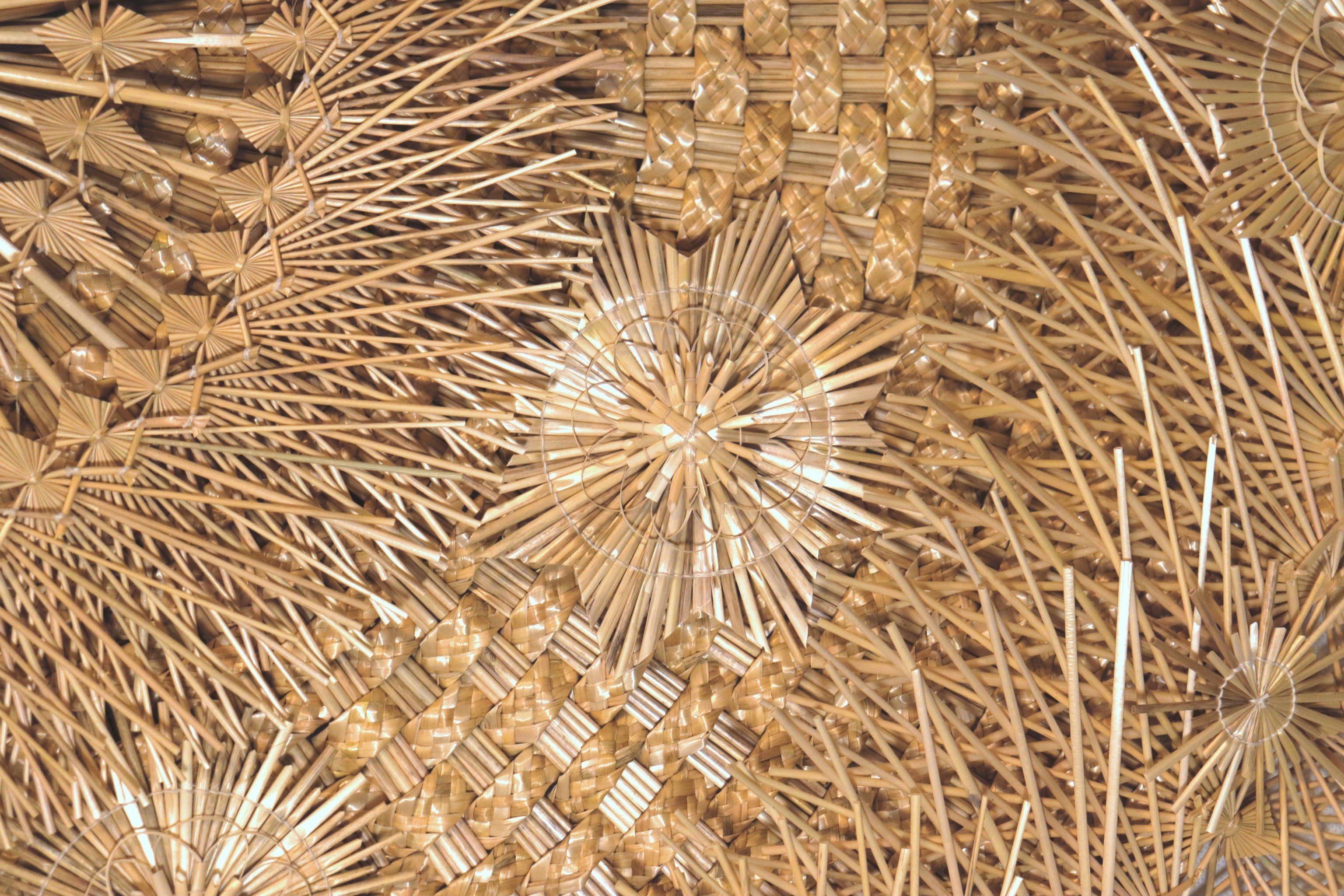 Wheat Straw Wall Circle - Constelación - 40 in. Panikua