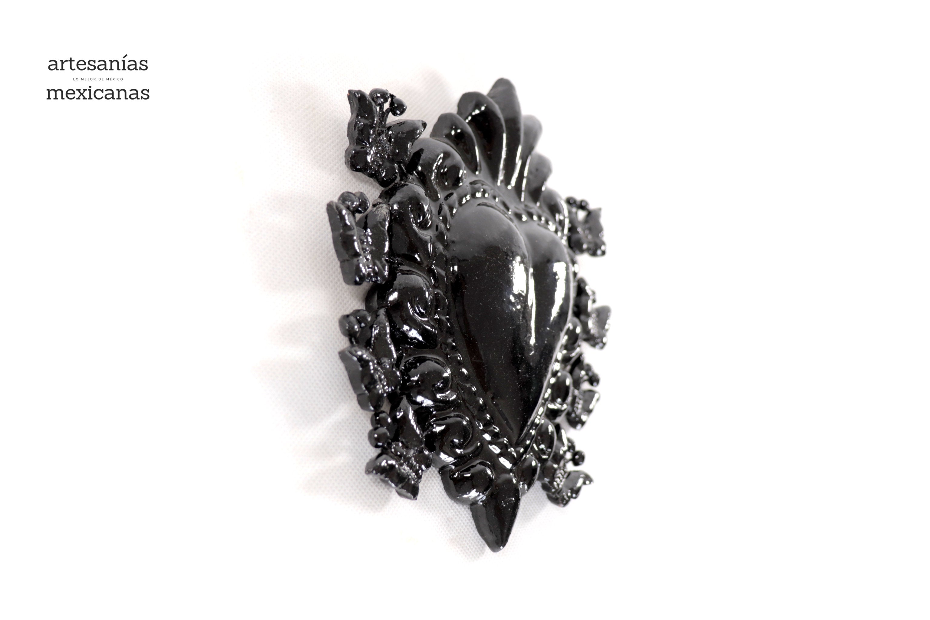 Glazed Clay Heart Black with Butterflies - 6.6 in. - in. Production Tiru