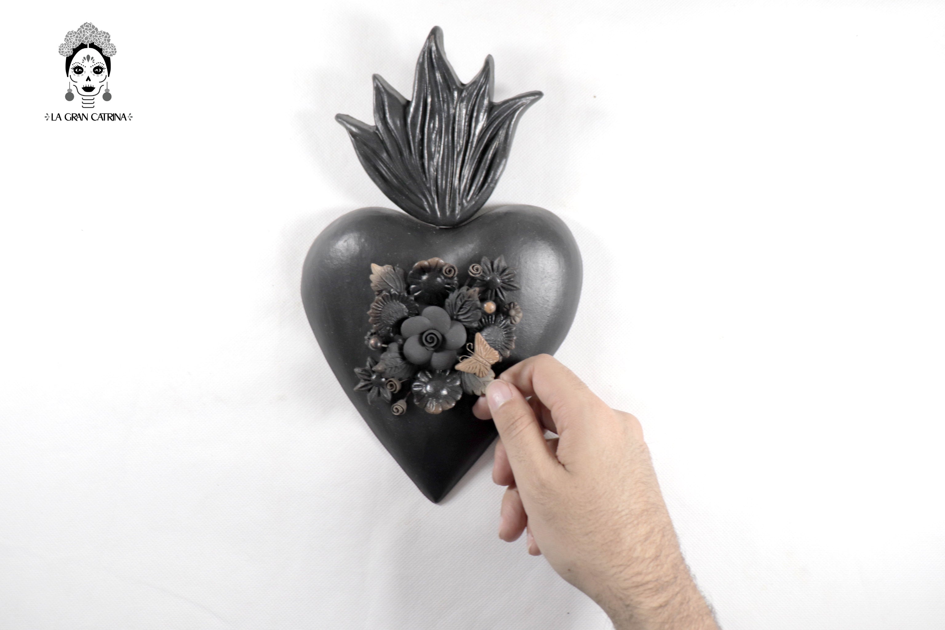 Clay Heart Black II - 9.8 in. Cecilio