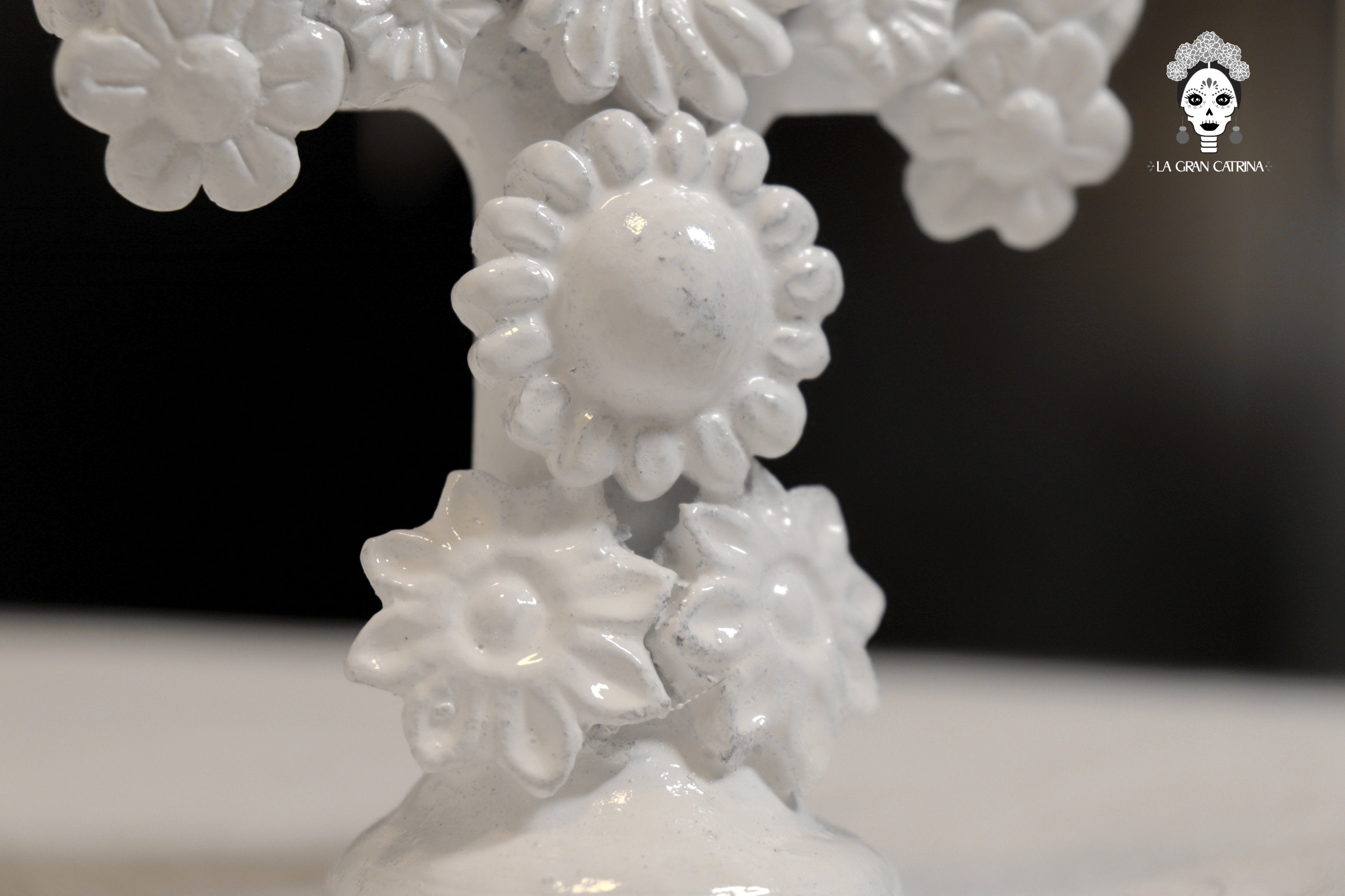 Cross white - Glazed Clay - 5.7 in. - in. Production Tereri