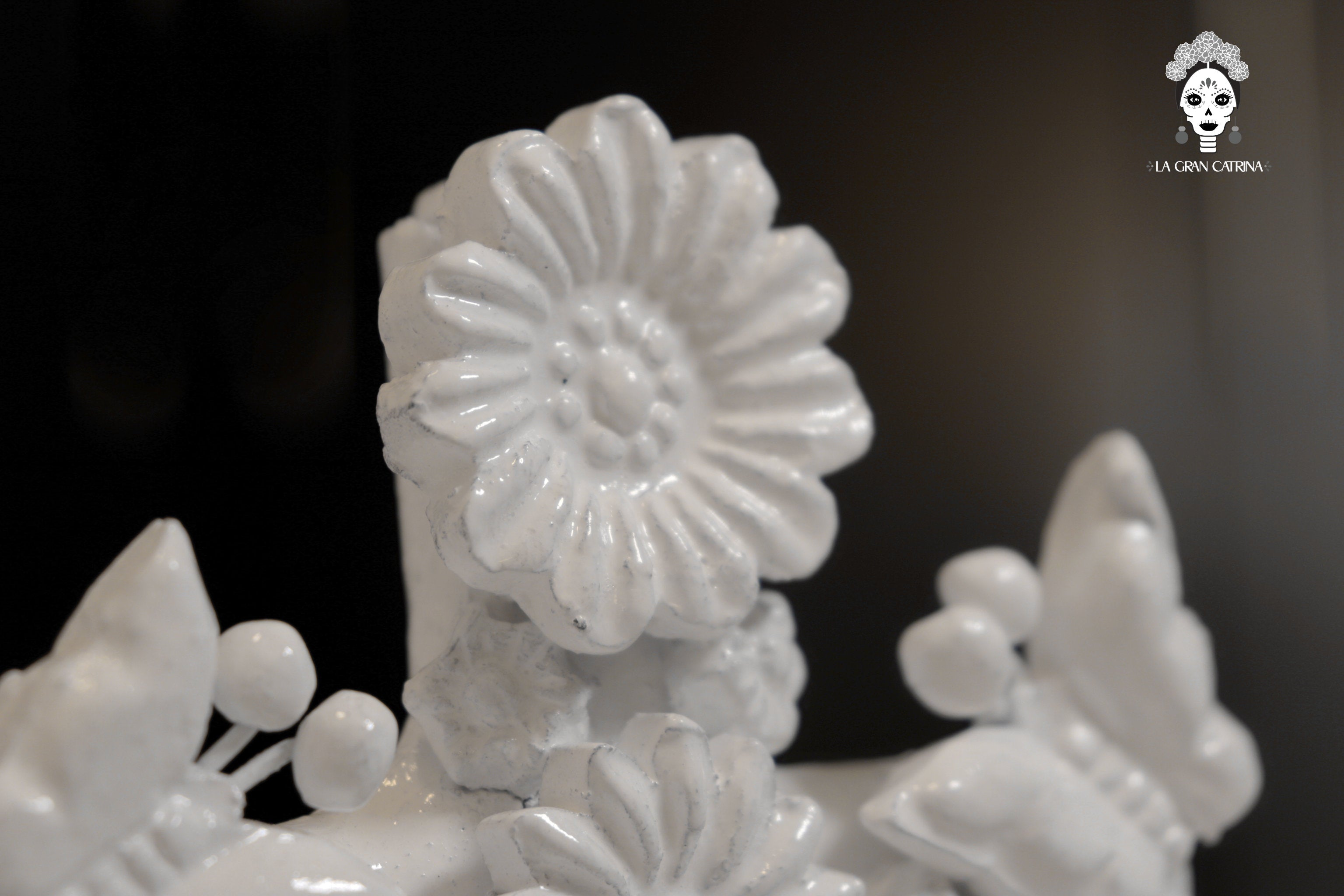 Cross white - Glazed Clay - 5.7 in. - in. Production Tereri