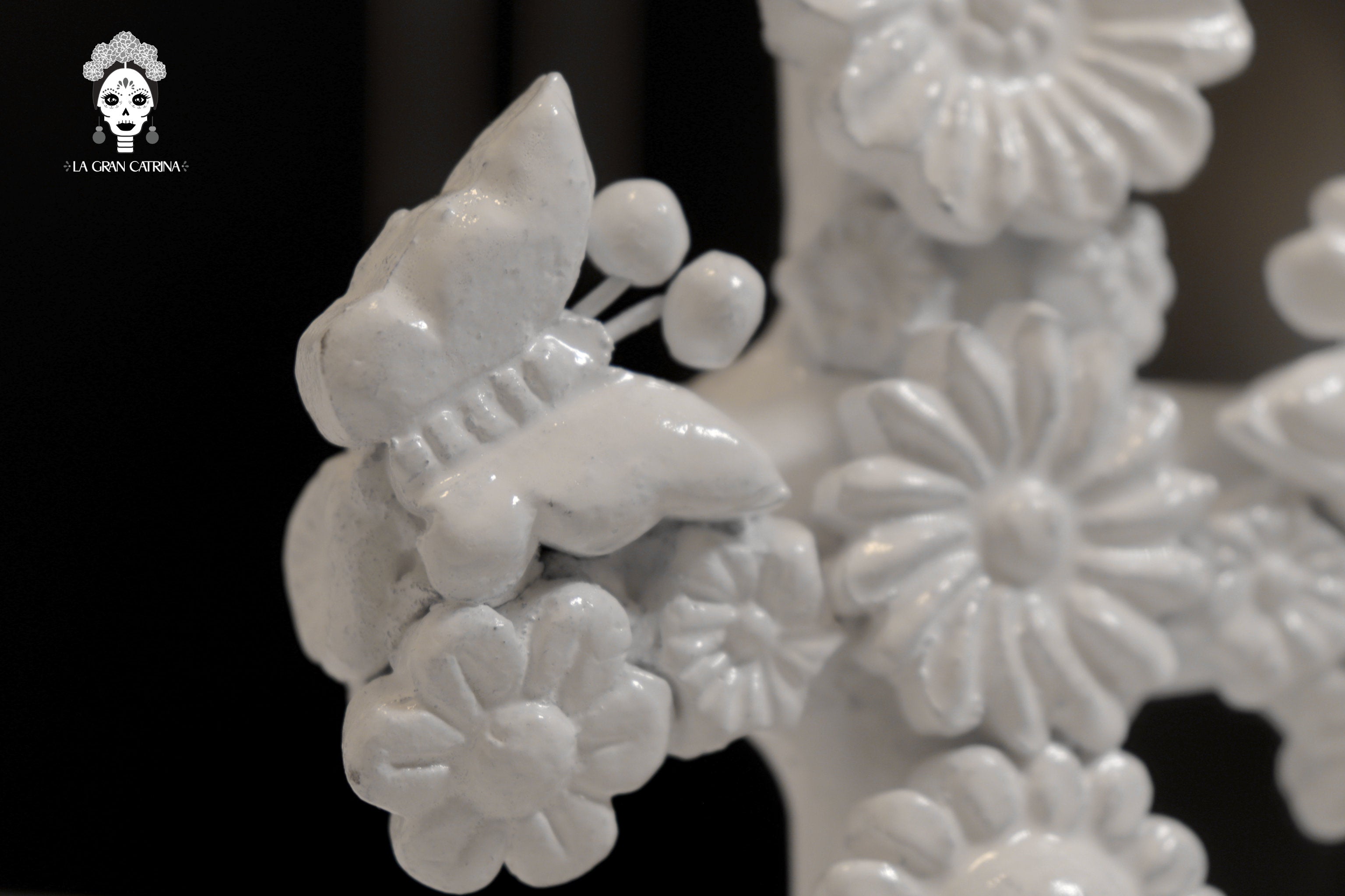 Cross white - Glazed Clay - 5.7 in. - in. Production Tereri