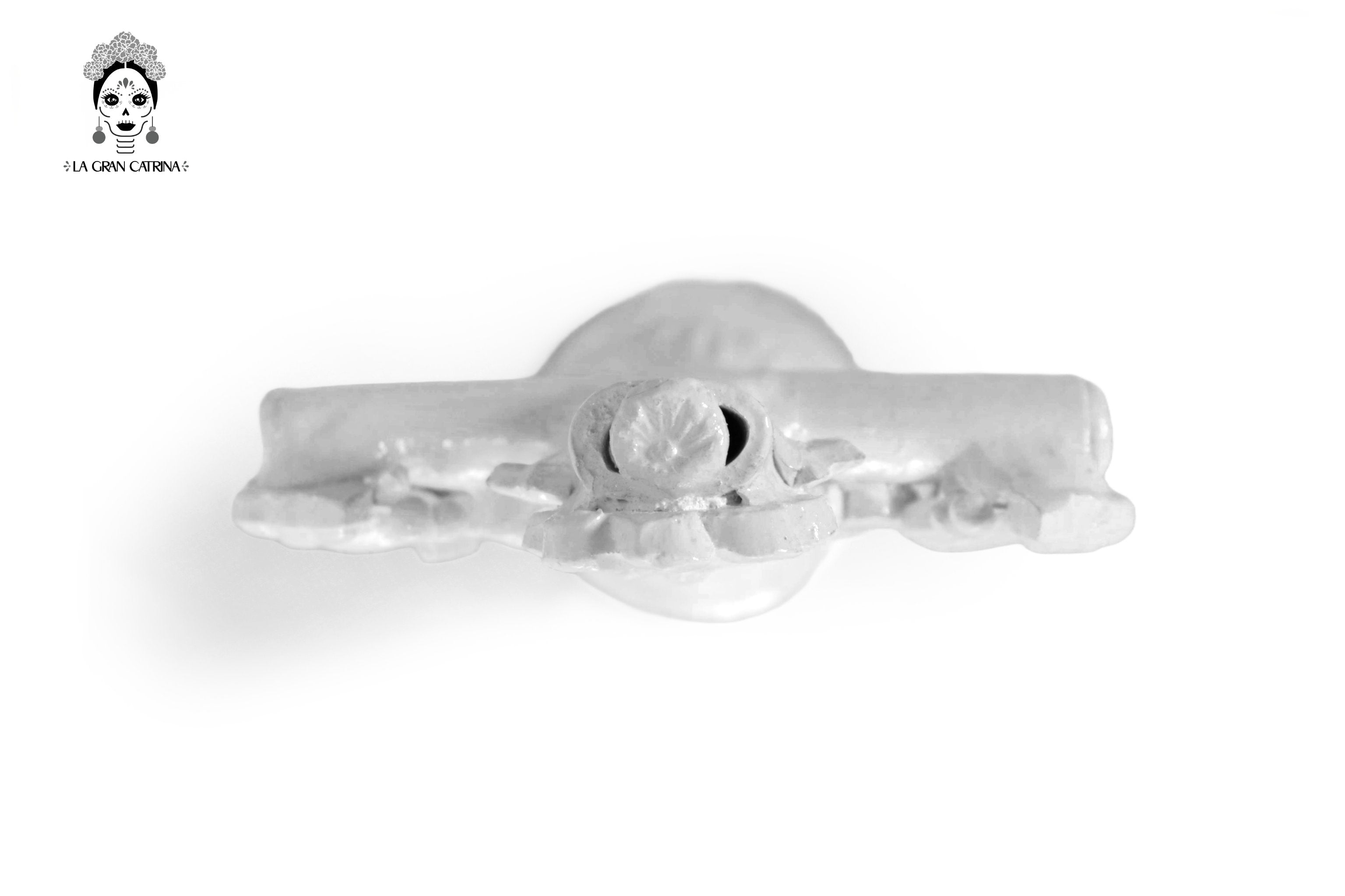 Cross white - Glazed Clay - 6.7 in. Tereri
