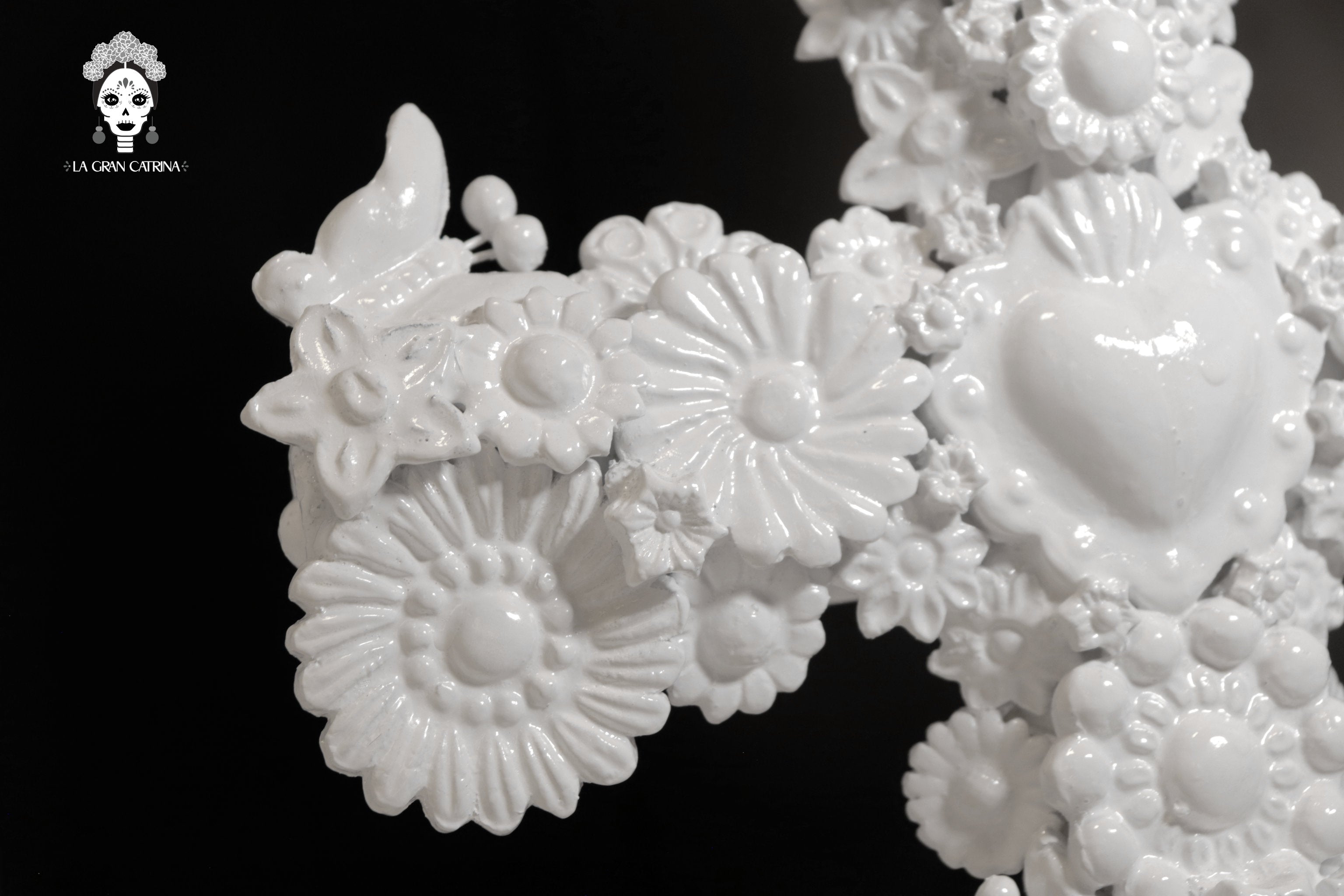 Cross white - Glazed Clay - 15 in. Tereri