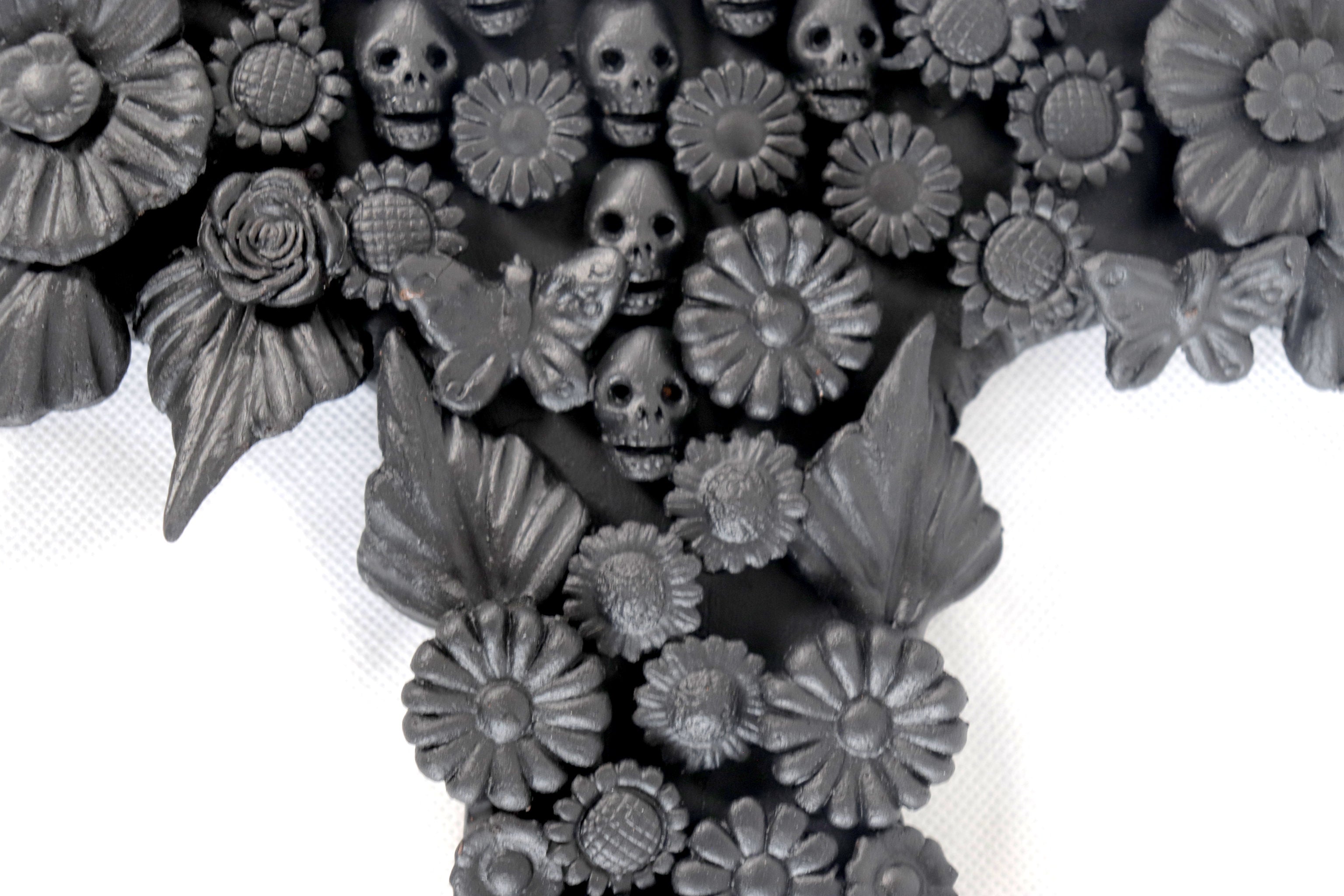 Cross with Flowers and skulls black - 11 in. Brenda Capula