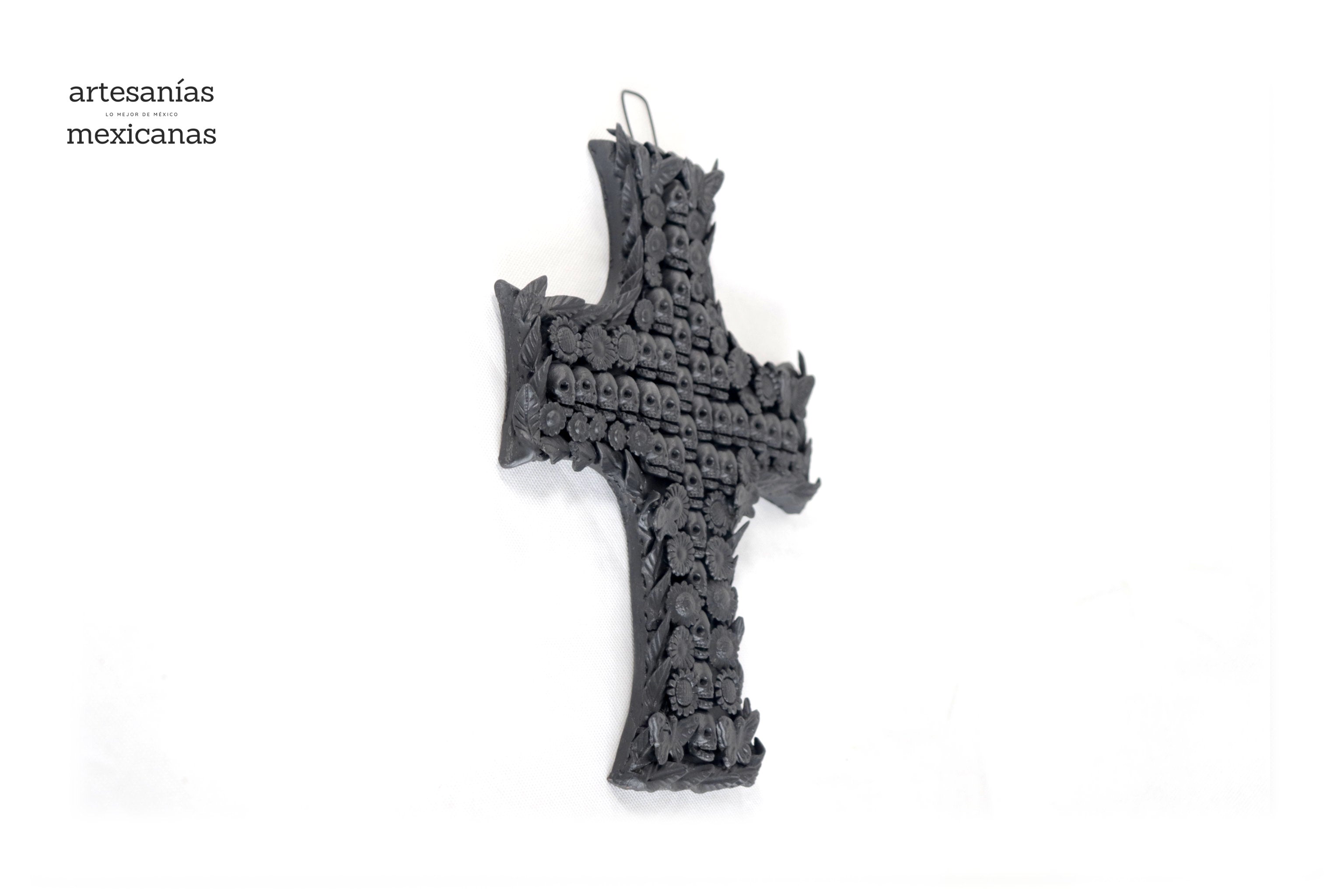 Cross of skulls Black - 11 in. Brenda Capula