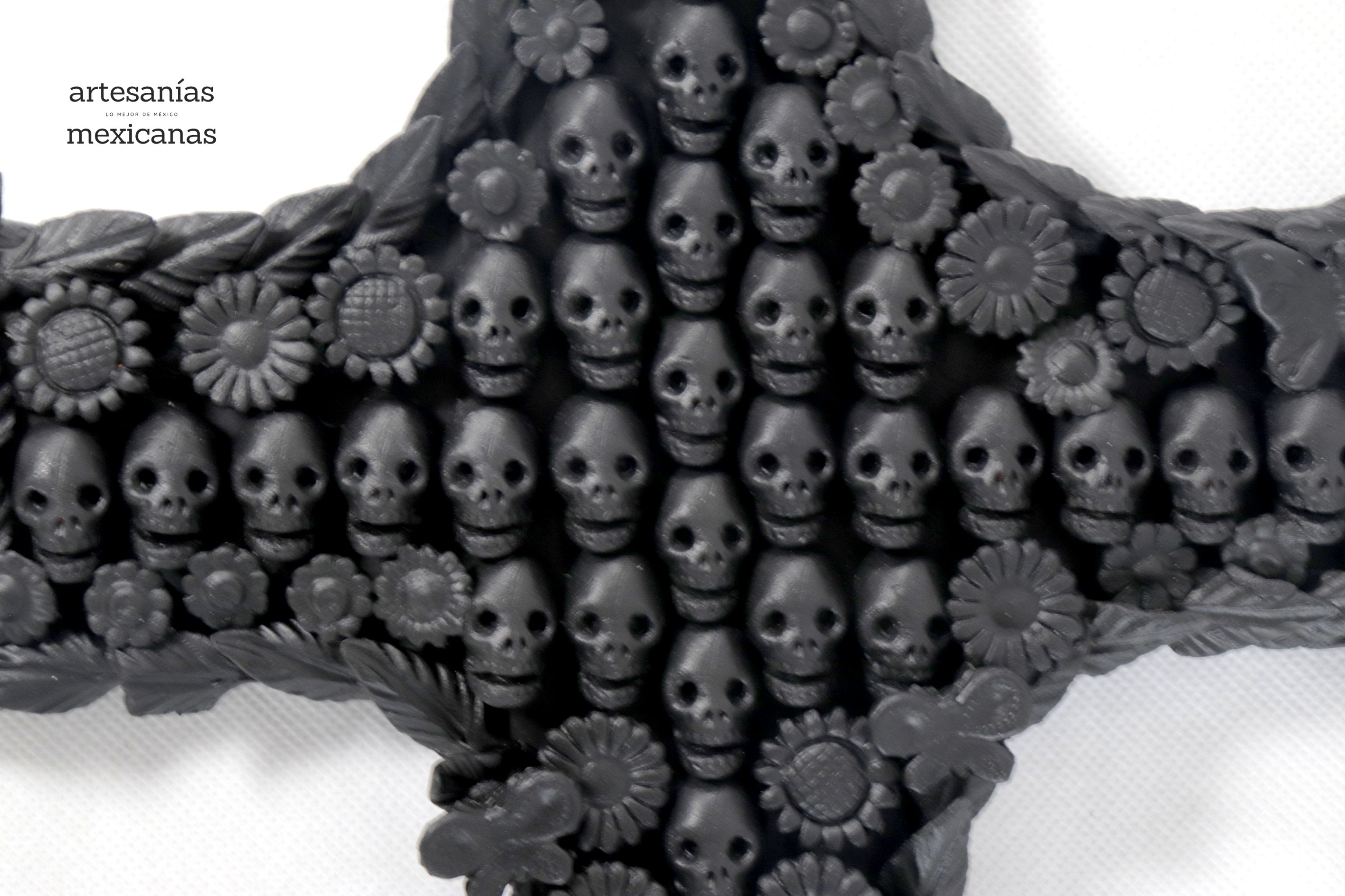 Cross of skulls Black - 11 in. Brenda Capula