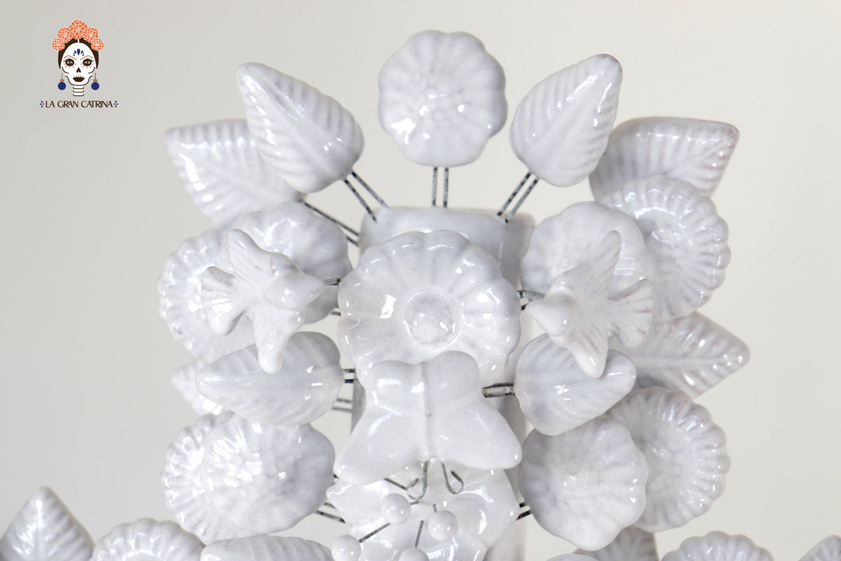 Cross white - Glazed Clay - 19.6 in. Tereri
