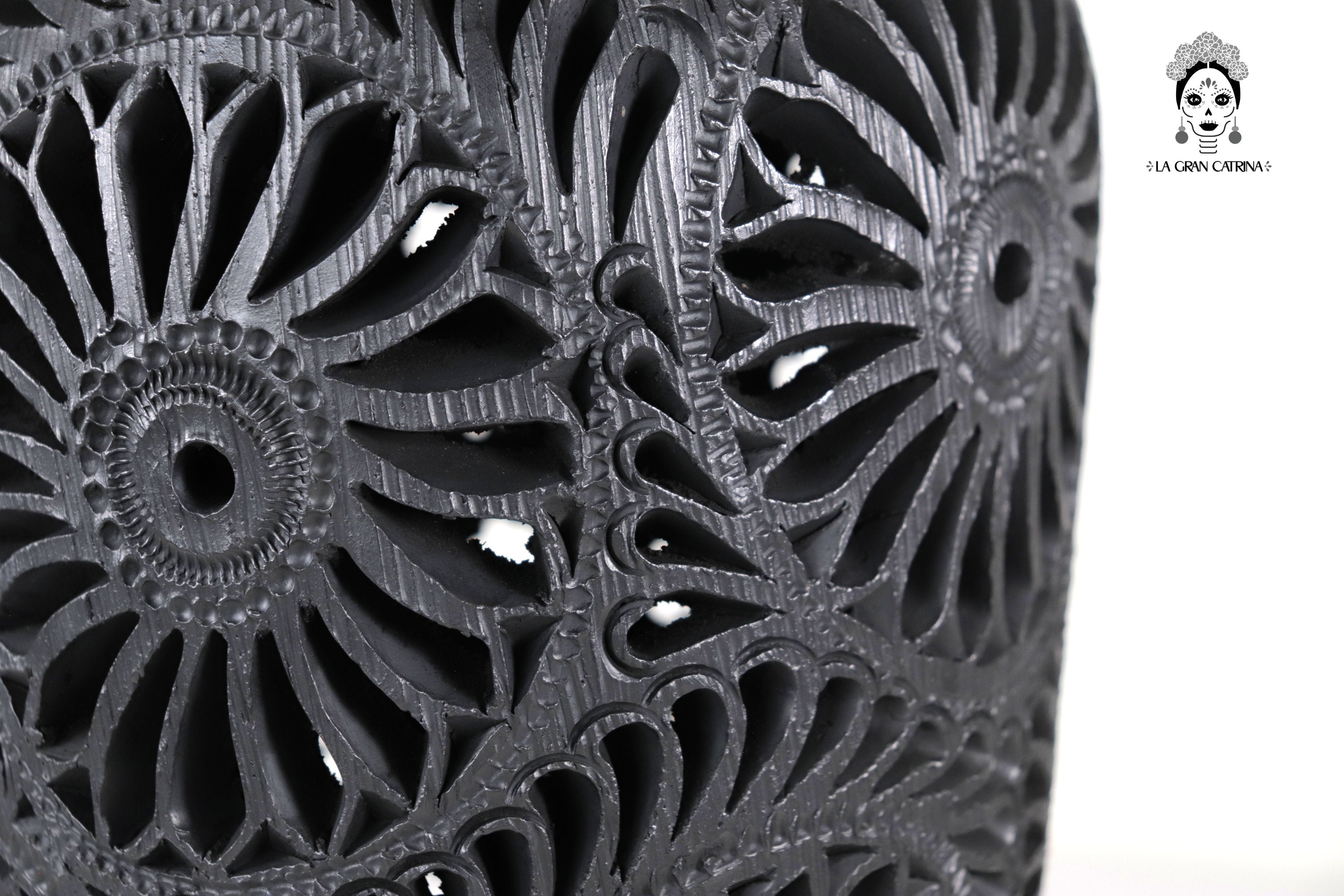 Vase "Fuego" Handcrafted Black Clay 17.3 in. Tere Oax