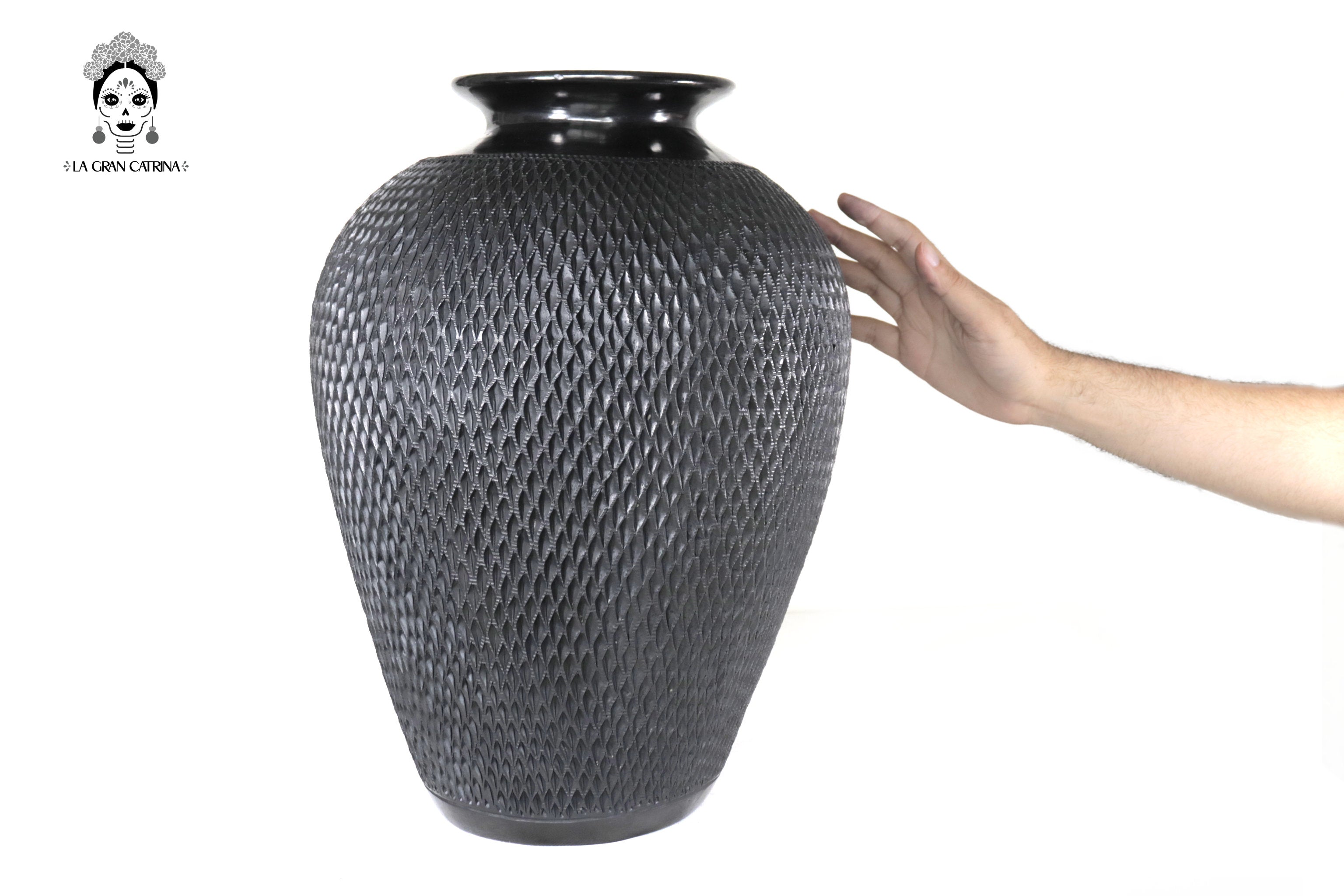 Vase "Tierra" Handcrafted Black Clay 16.9 in. Tere Oax