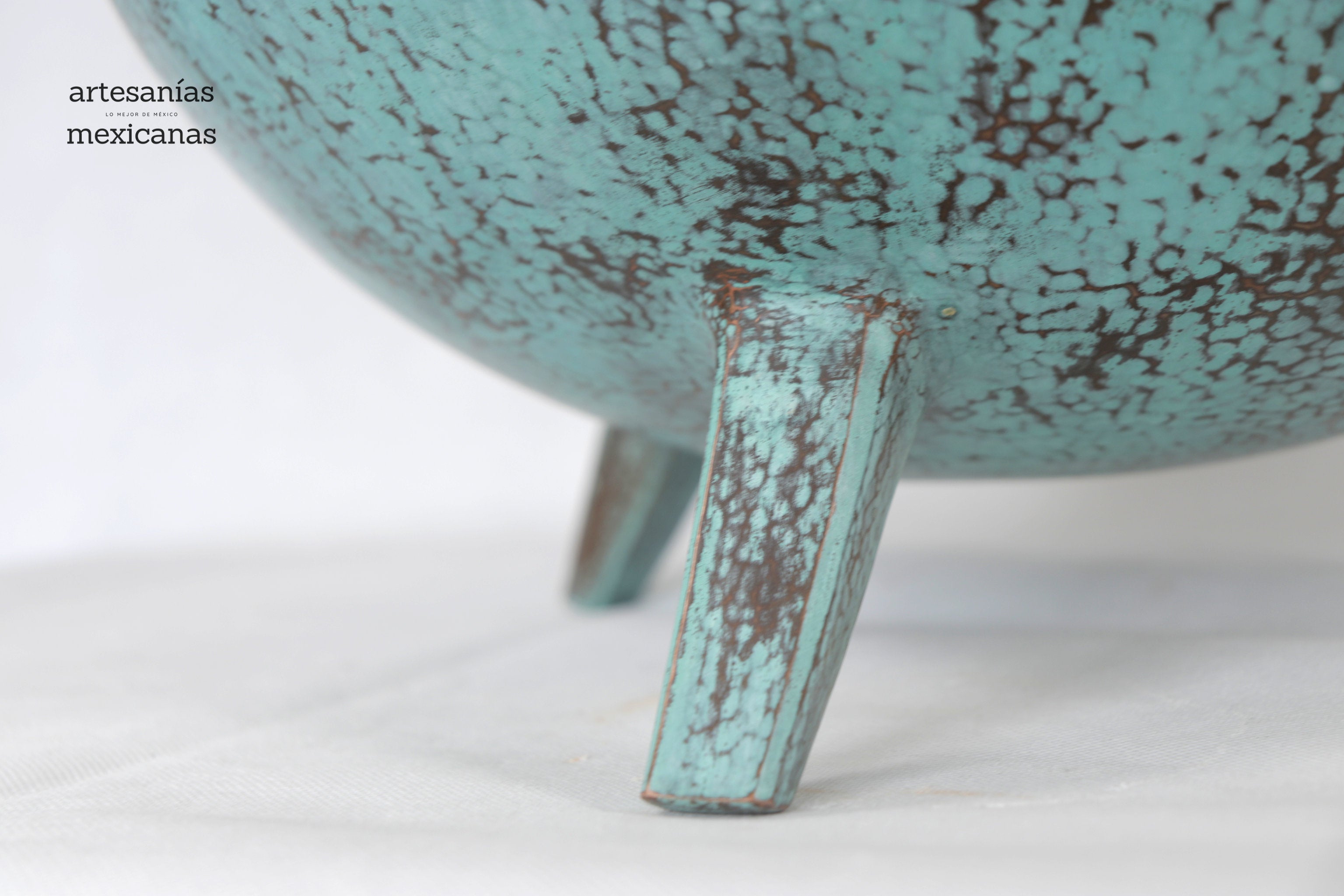 Vase of cobre martillado en acabado turquoise - 11 in. Santa Clara del Cobre