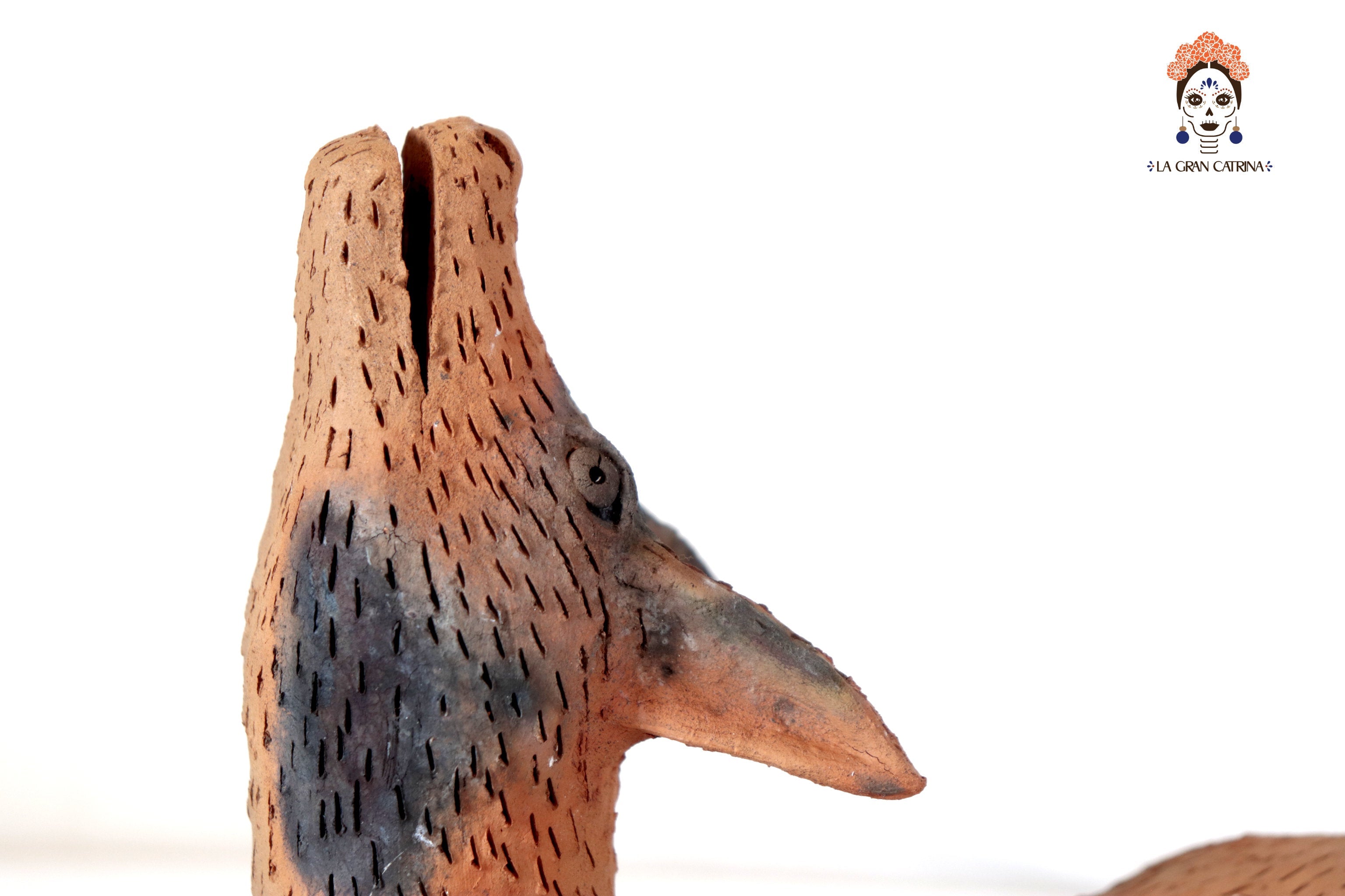 Coyotes of Natural Clay - 12.2 in. Zipiajo