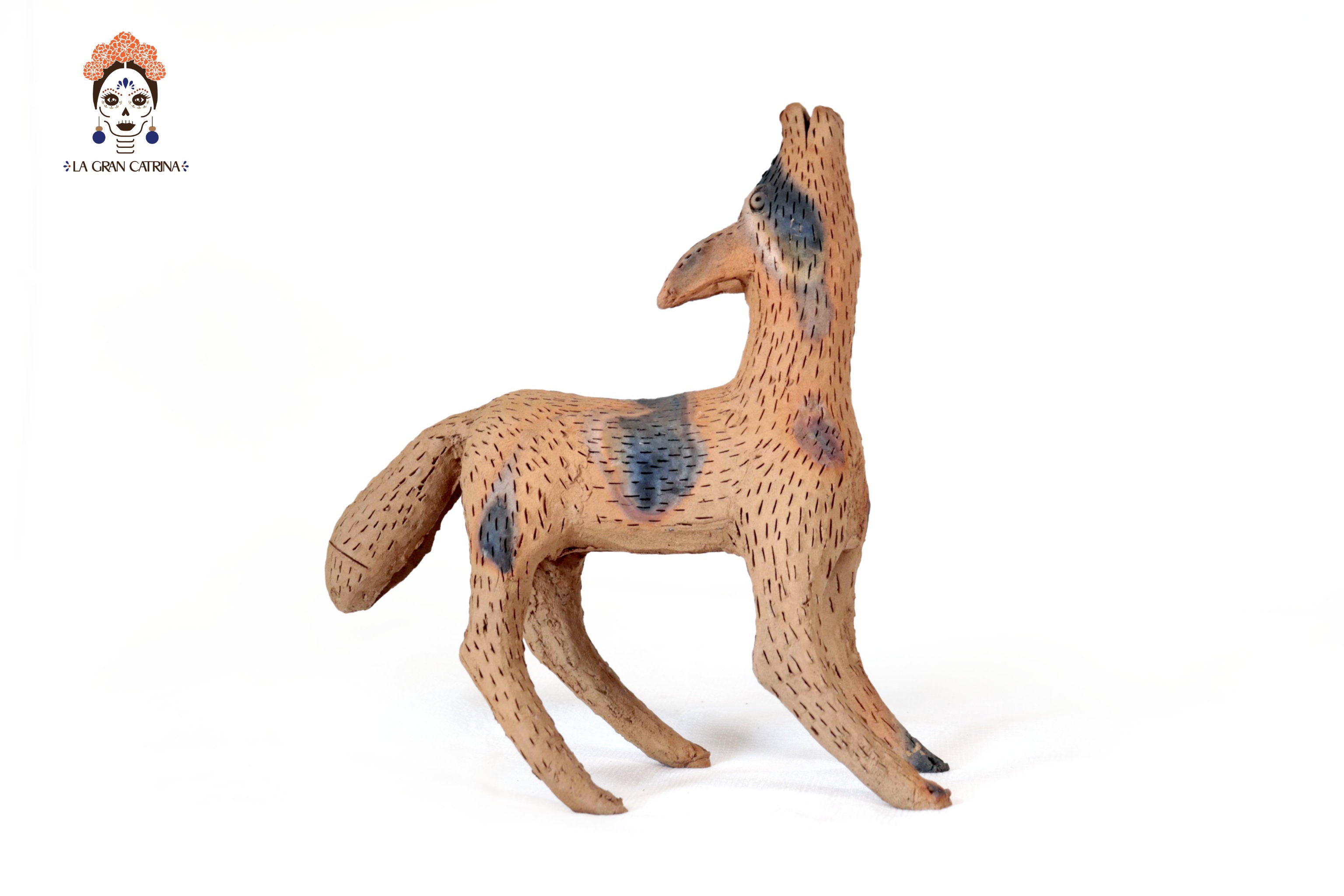 Coyotes of Natural Clay - 12.2 in. Zipiajo