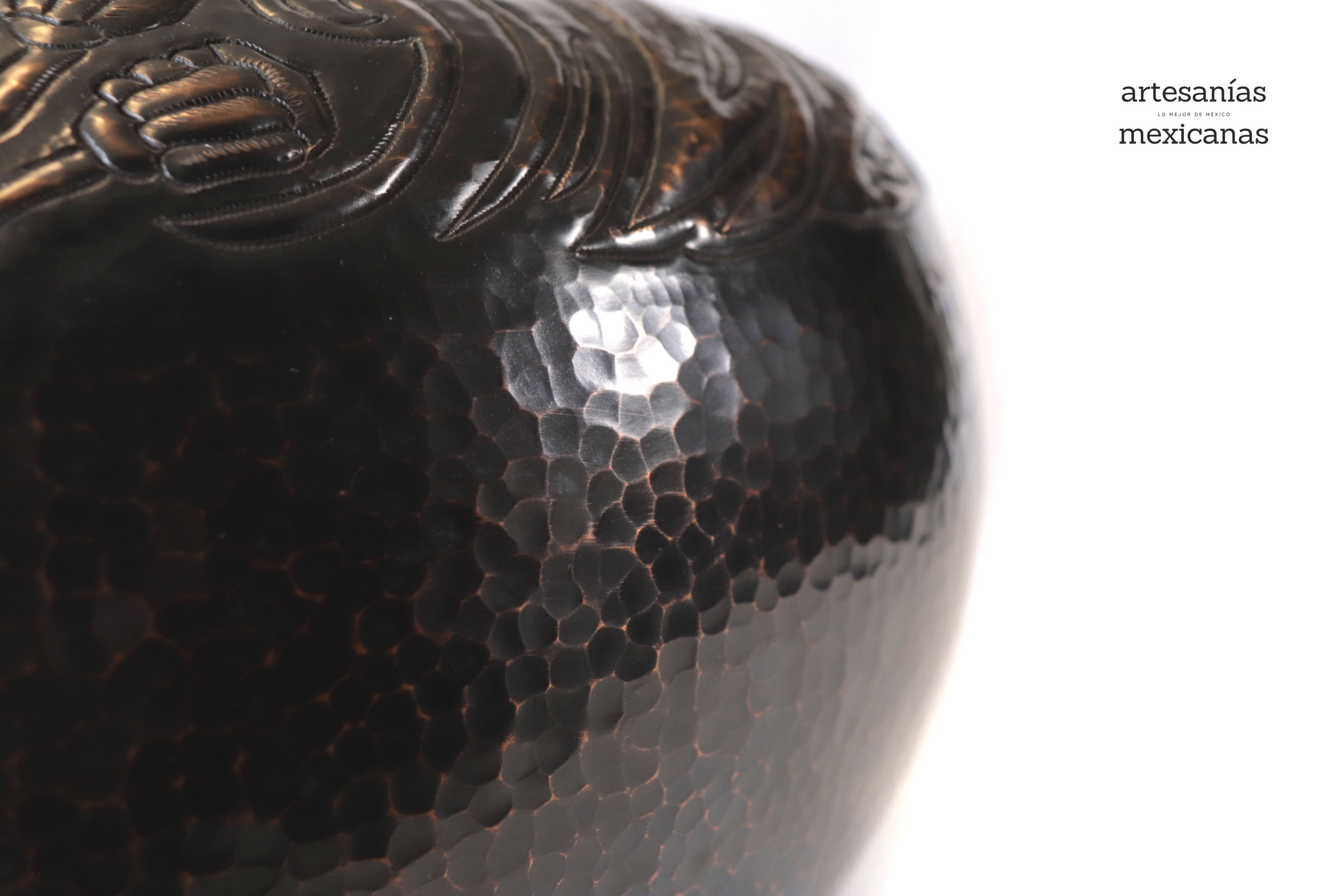 Vase of cobre terminado black - 18 in. Santa Clara del Cobre
