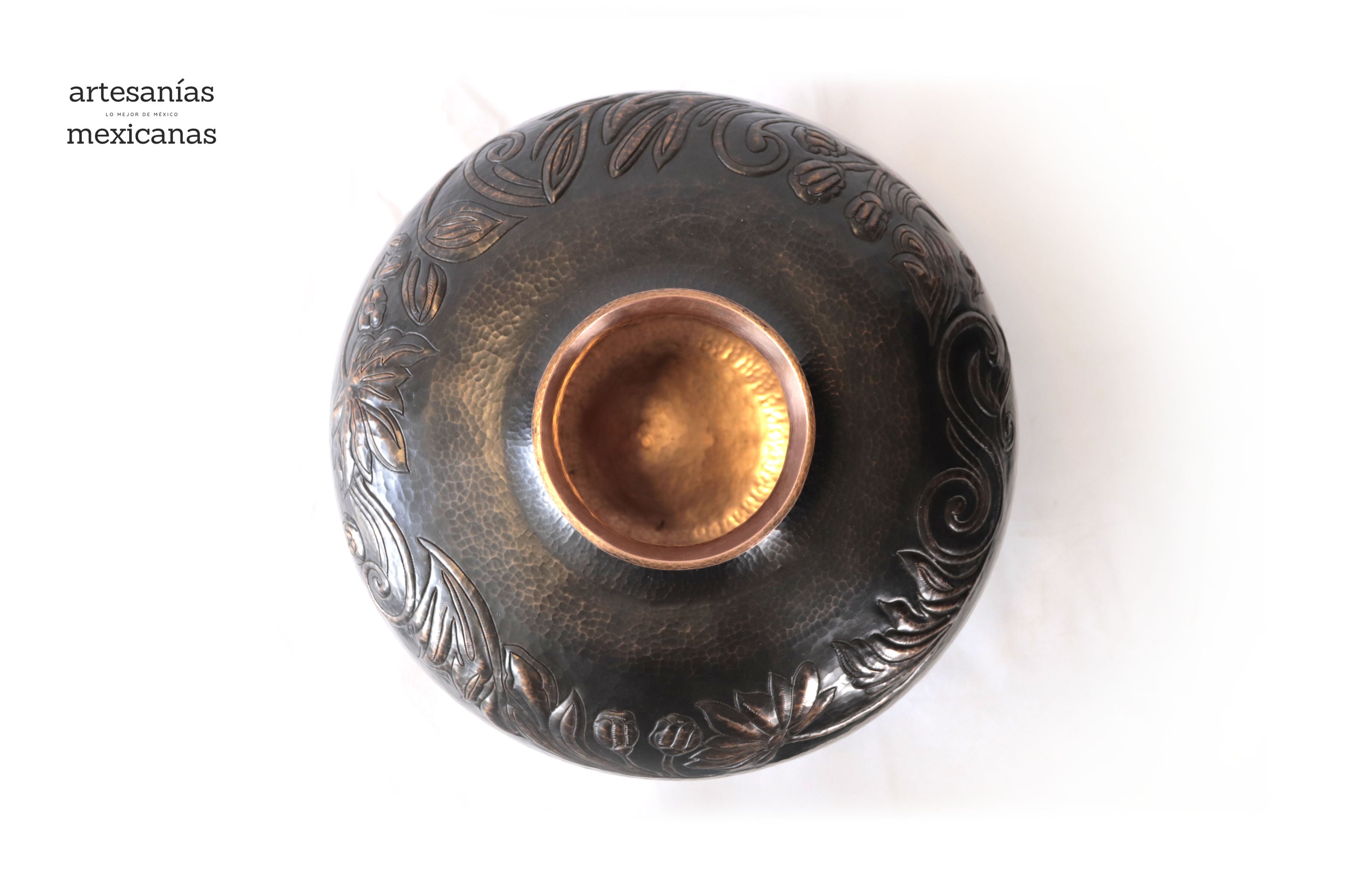 Vase of cobre terminado black - 18 in. Santa Clara del Cobre