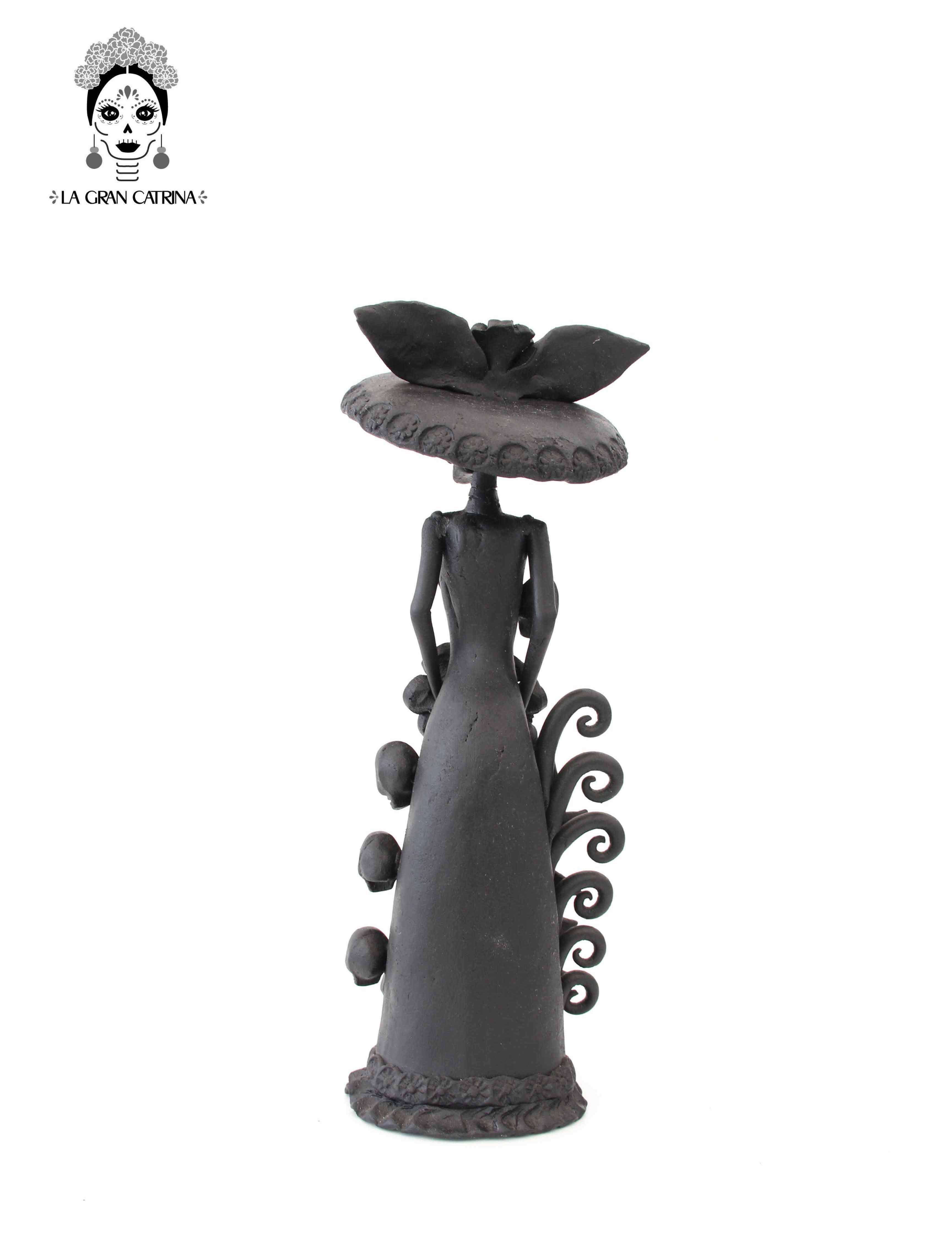 Pareja Catrinas Black Clay Handcrafted - 12 in. Pery