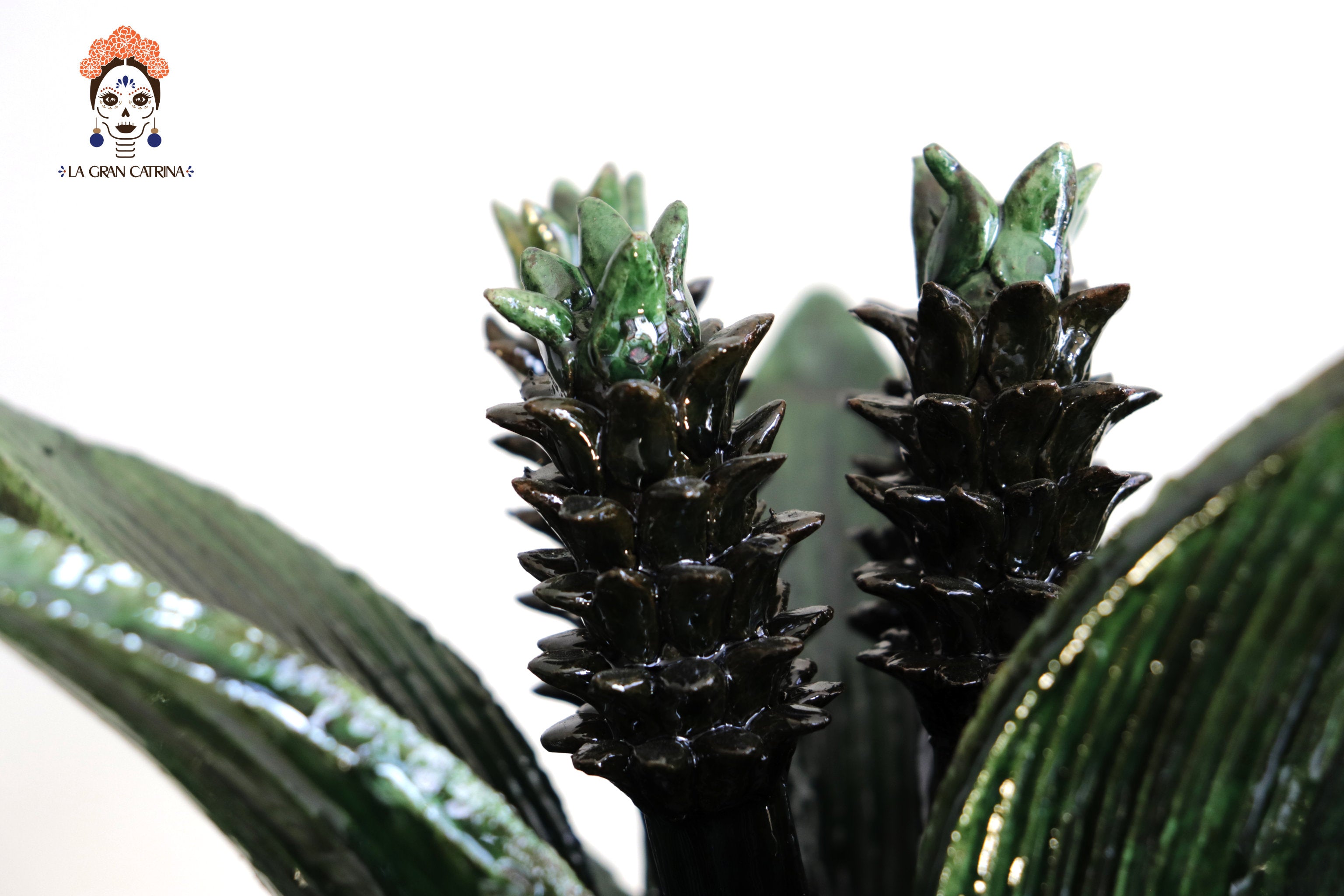 Michoacán Clay Pineapple - 30.7 in. - Green Spikes Juan Gtz
