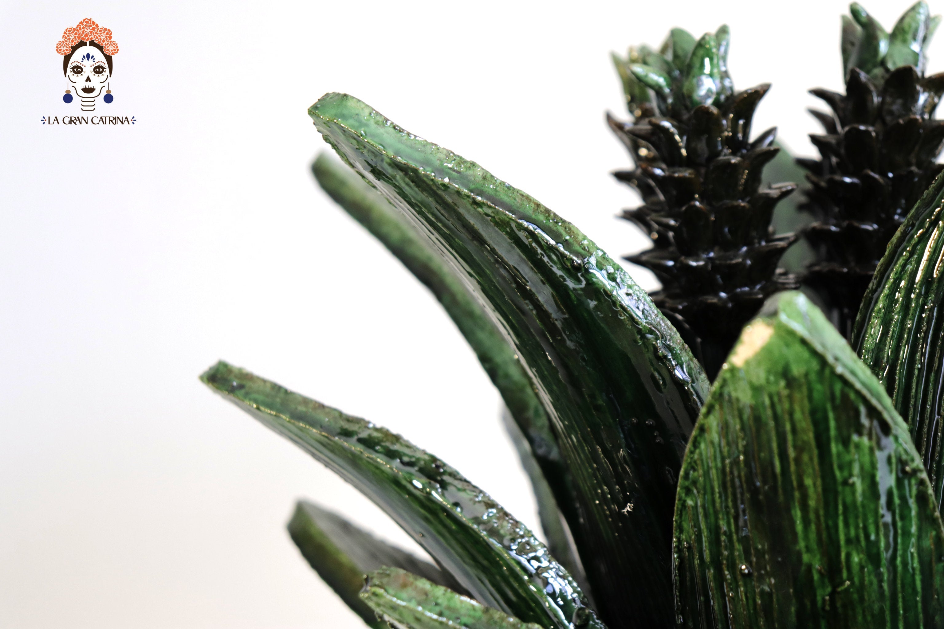 Michoacán Clay Pineapple - 30.7 in. - Green Spikes Juan Gtz