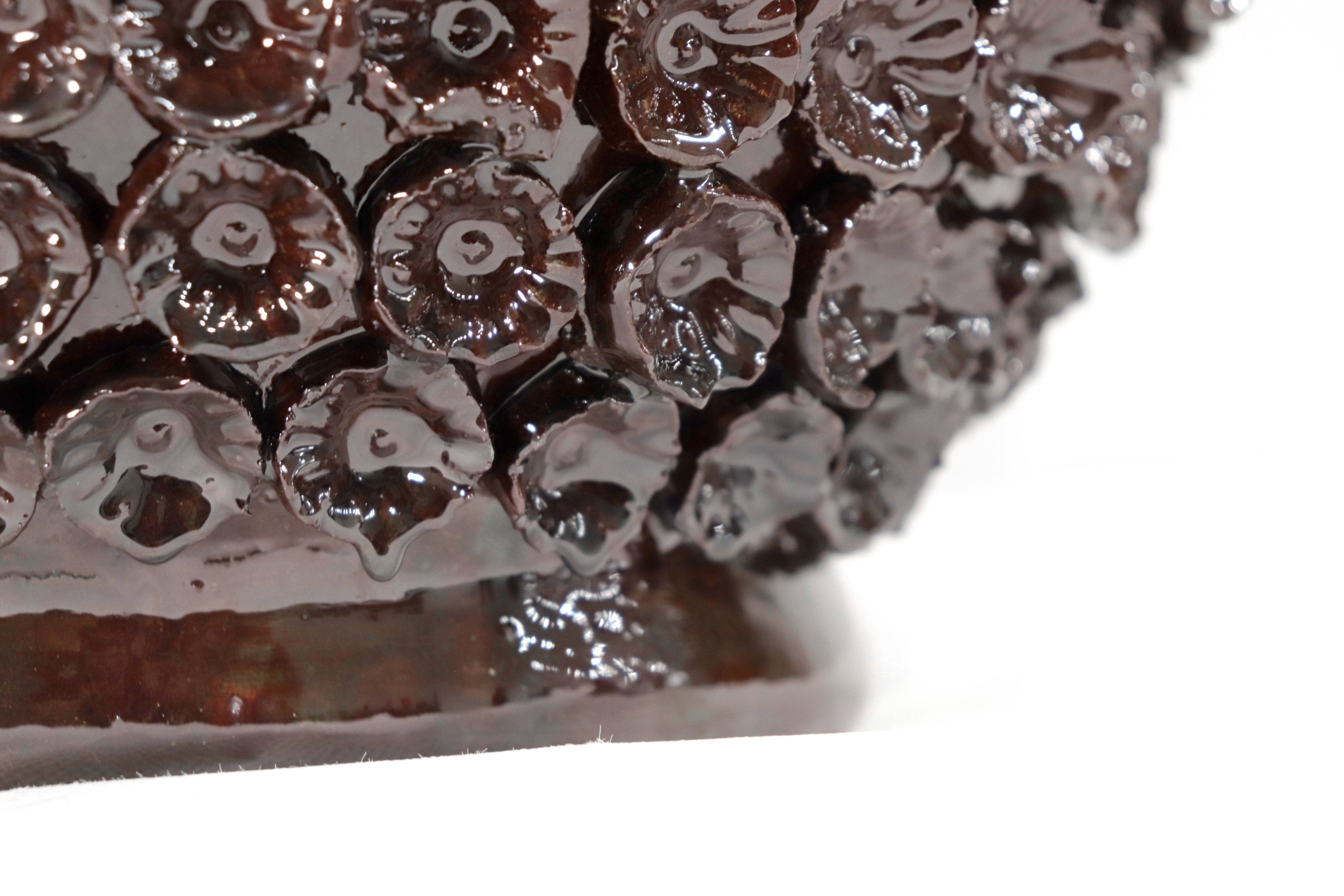 Brown Pineapple with Flowers - 35 in. Juan Gtz
