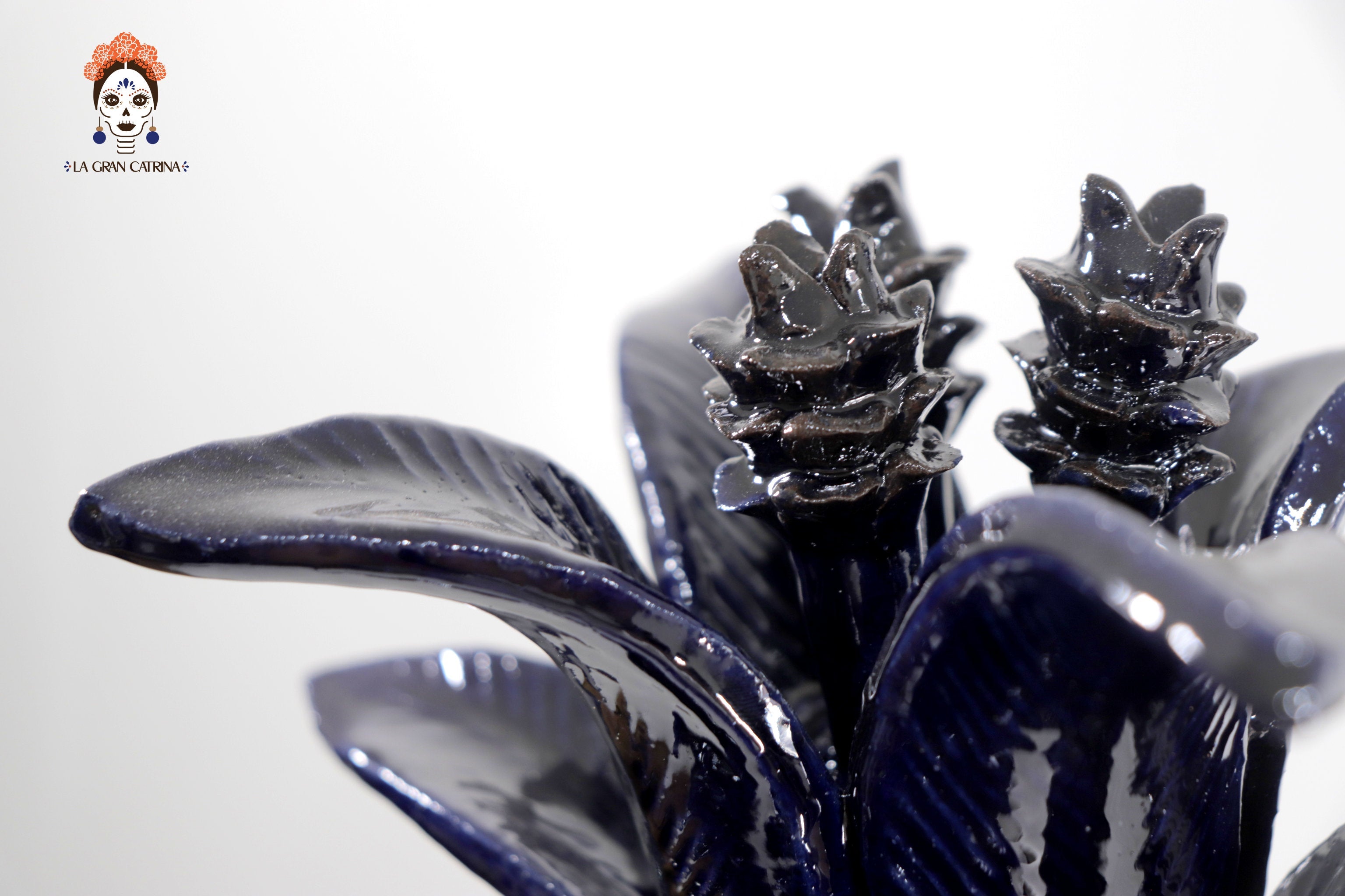 Michoacán Clay Pineapple - Spikes blue - 20 in. Juan Gtz