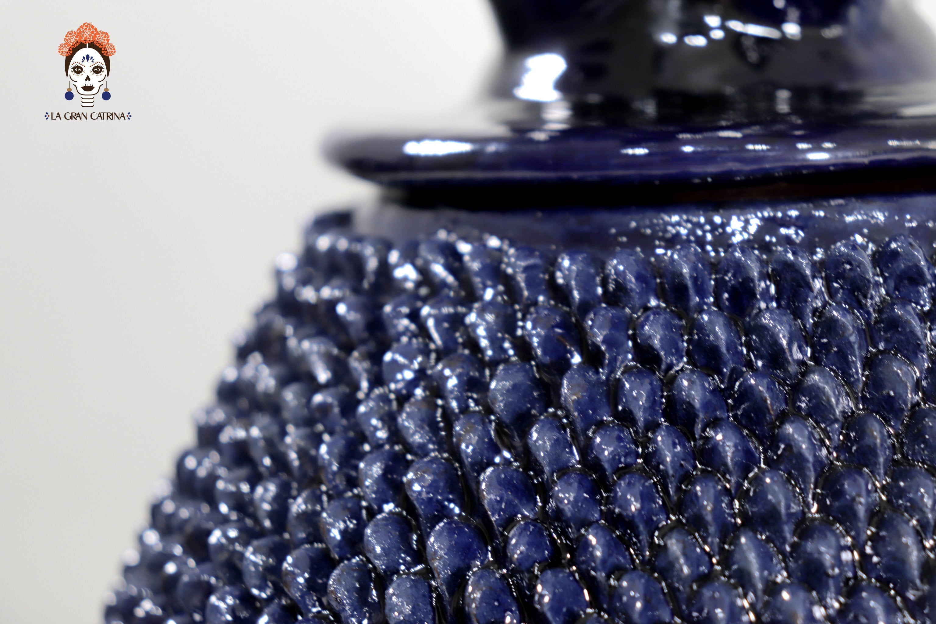 Michoacán Clay Pineapple - Spikes blue - 20 in. Juan Gtz