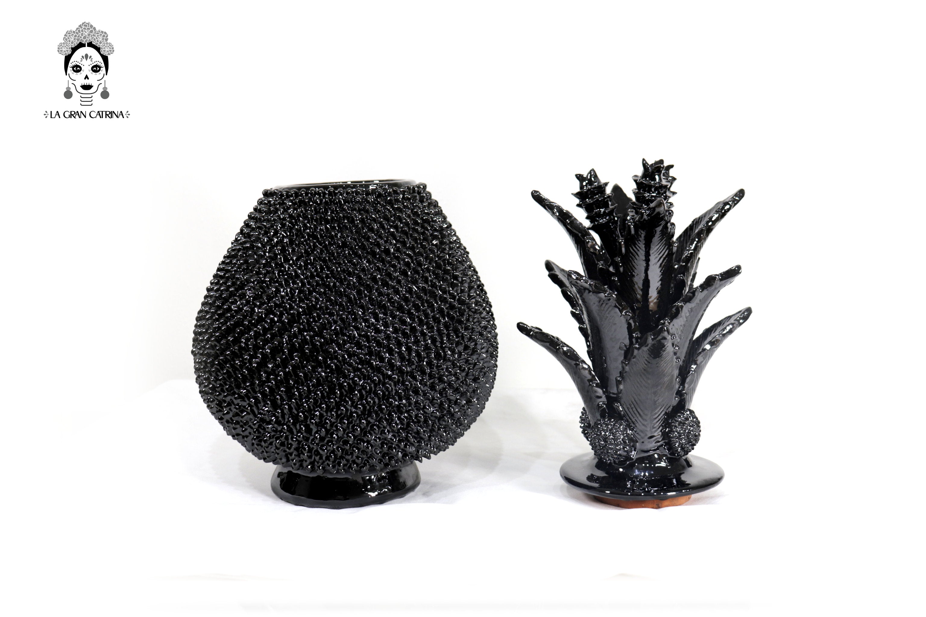 Michoacán Clay Pineapple - Black with Spikes - 20 in. - in. Production Juan Gtz