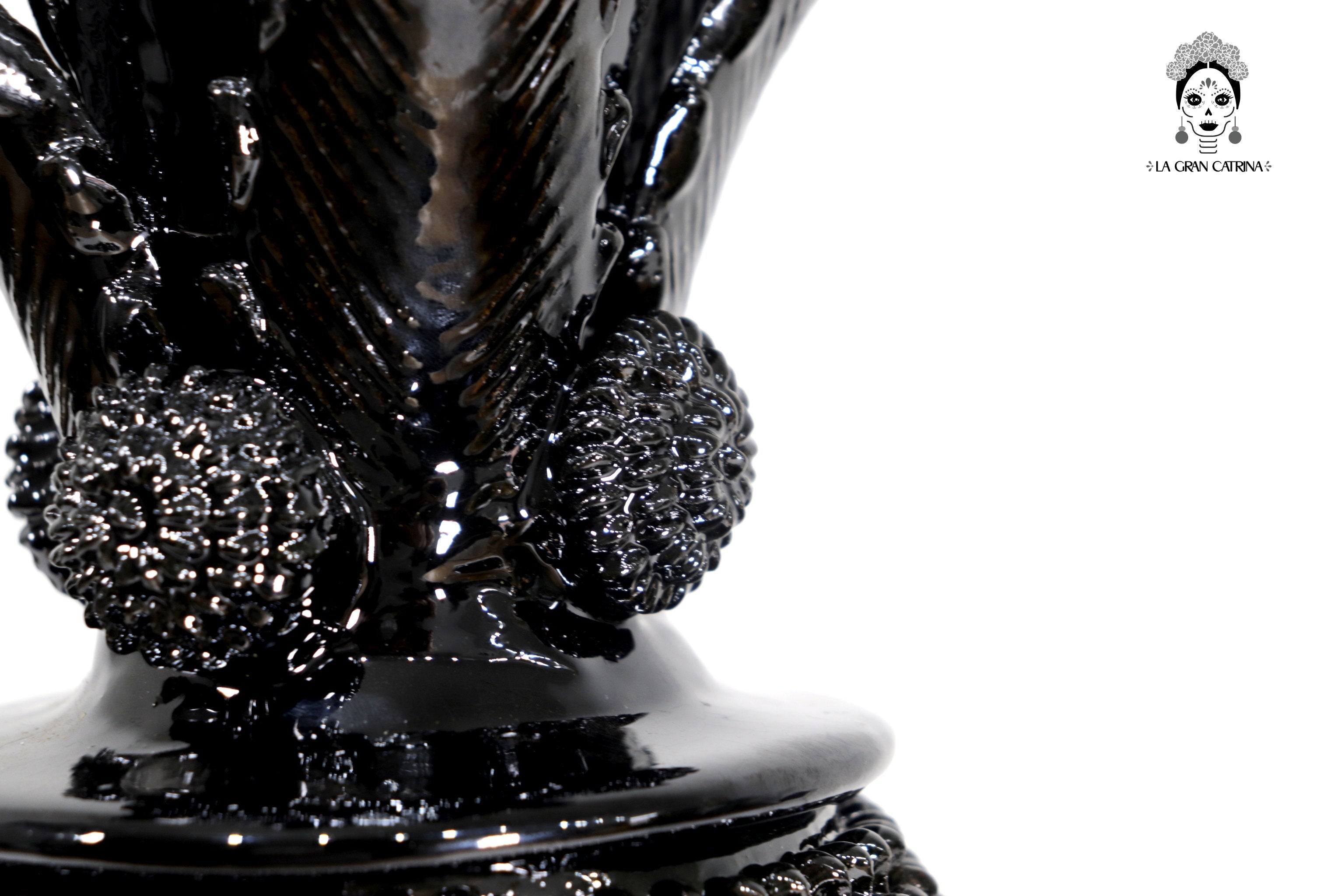 Michoacán Clay Pineapple - Black with Spikes - 20 in. - in. Production Juan Gtz