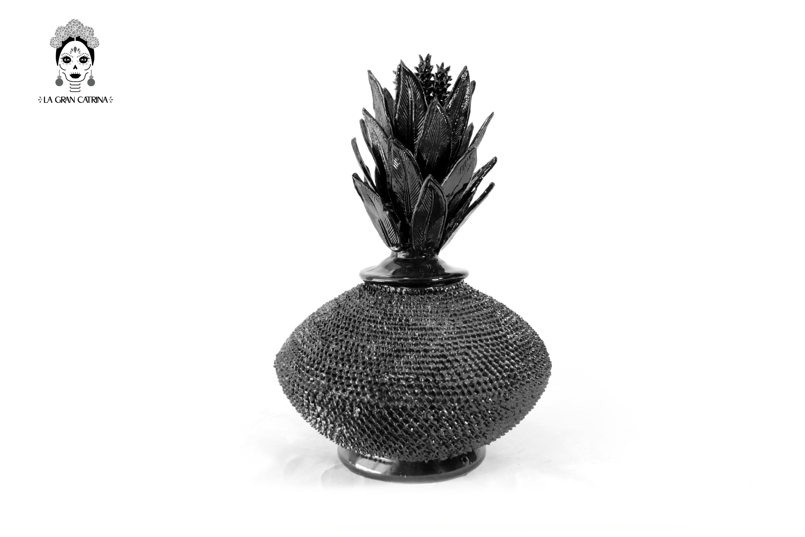 Michoacán Clay Pineapple - Saucer black - 24 in. Juan Gtz