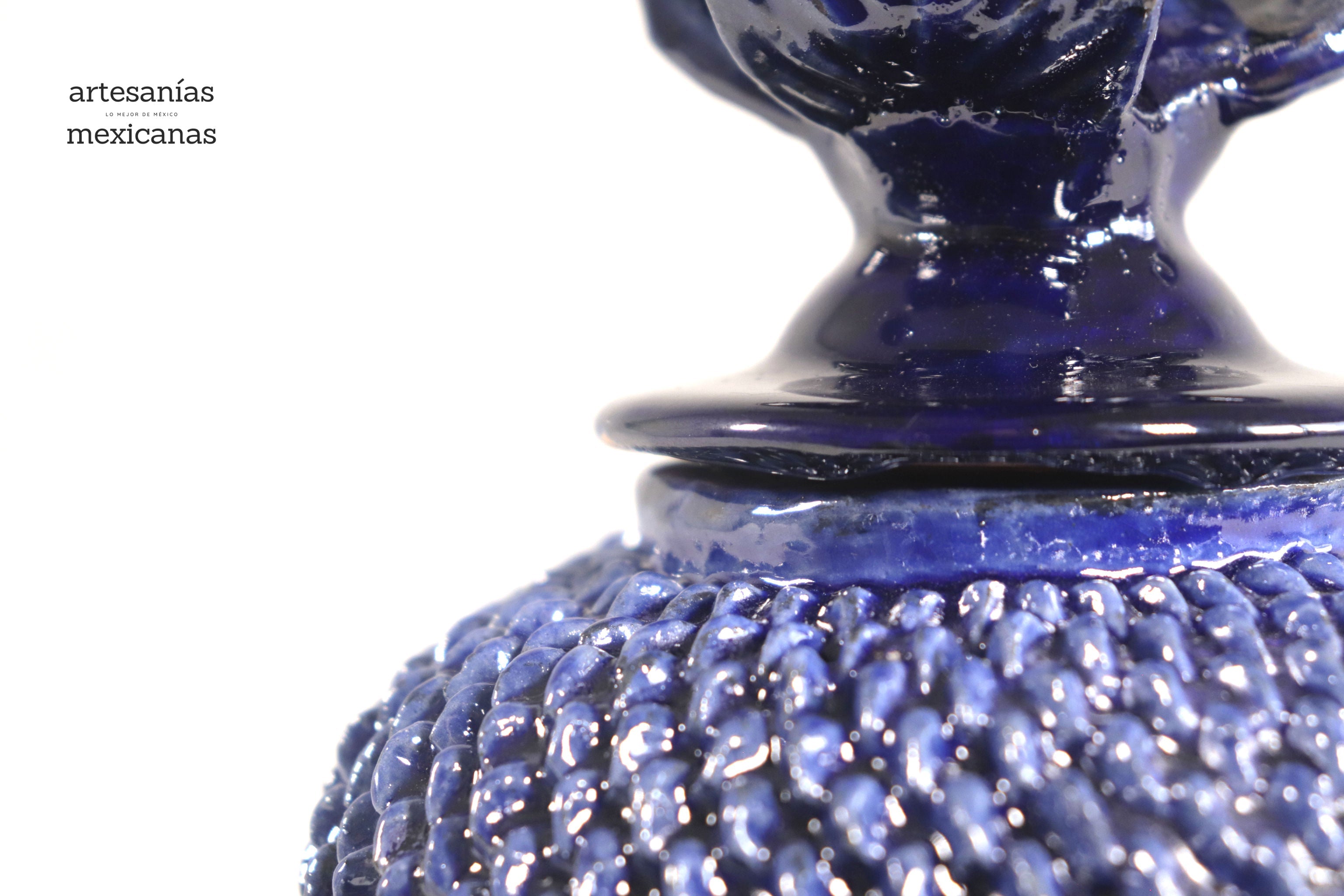 Blue Pineapple with Spikes with Curved Lid - 8.5 in. - in. Production Juan Gtz