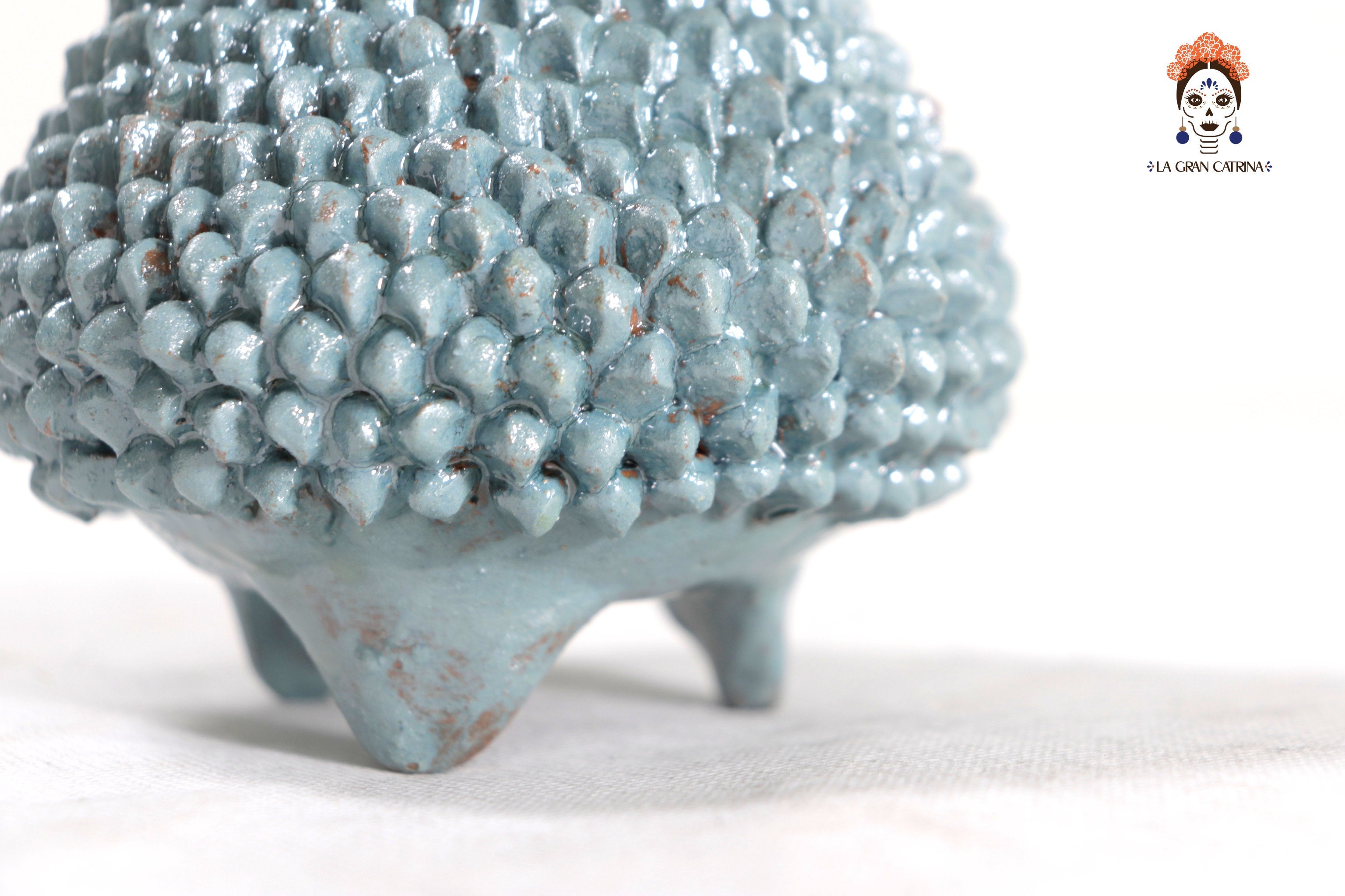 Glazed Clay Pineapple - Brick Pattern turquoise - 7.7 in. Juan Gtz