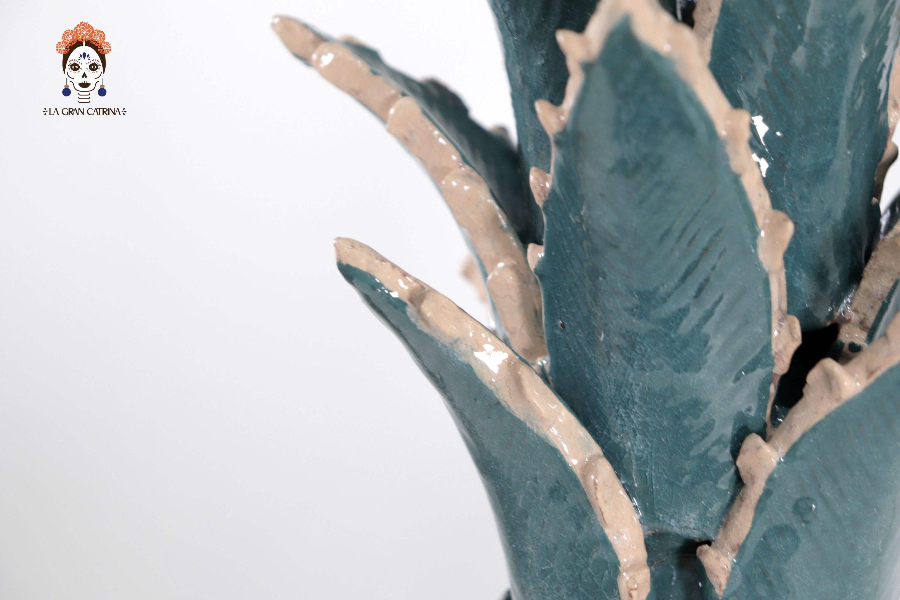 Barrel Cactus Pineapple turquoise with Beige - 19.6 in. - Made to Order 3+ Pcs. Juan Gtz