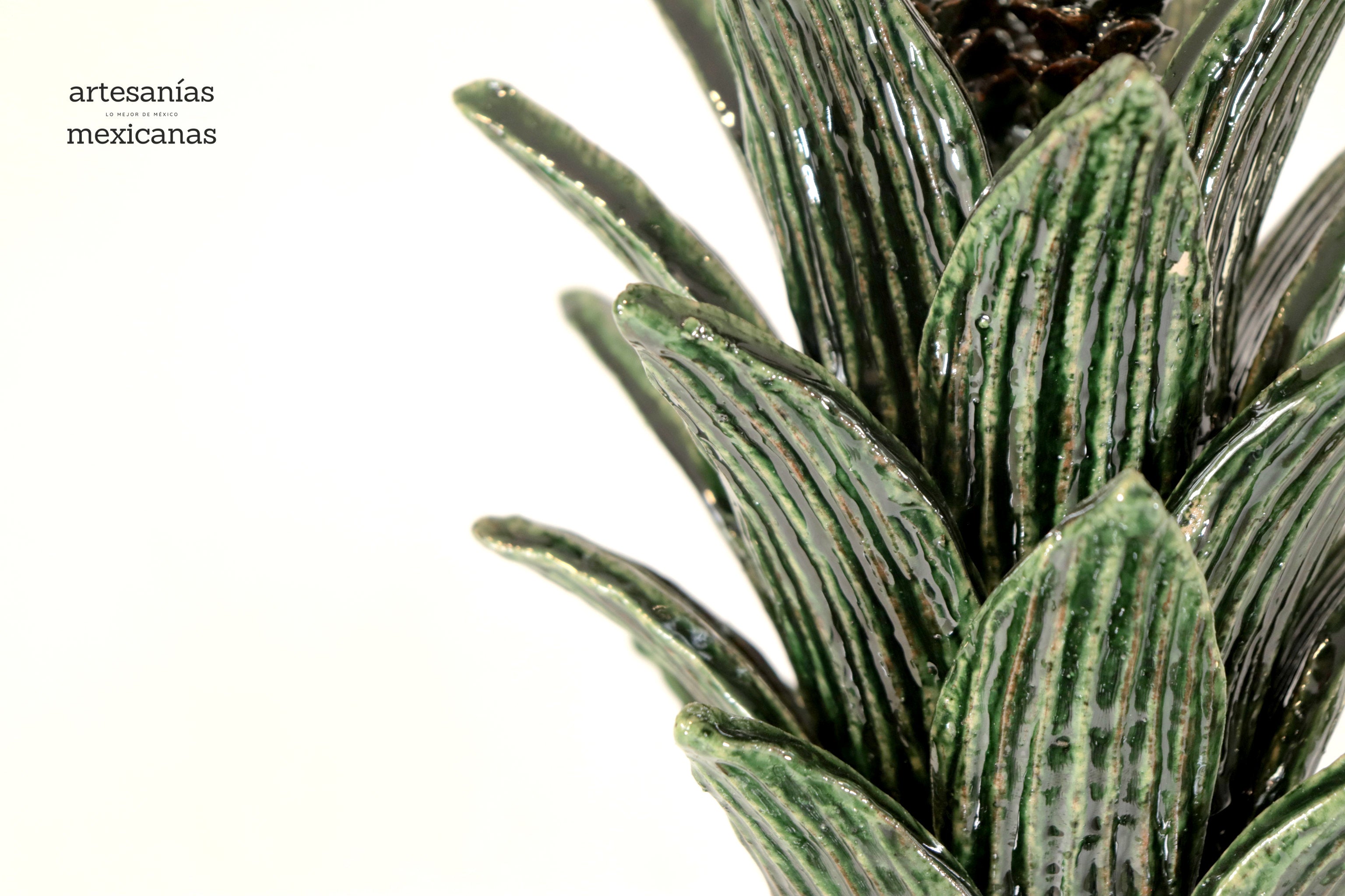 Michoacán Clay Pineapple - 26 in. - Green Barrel Cactus Juan Gtz