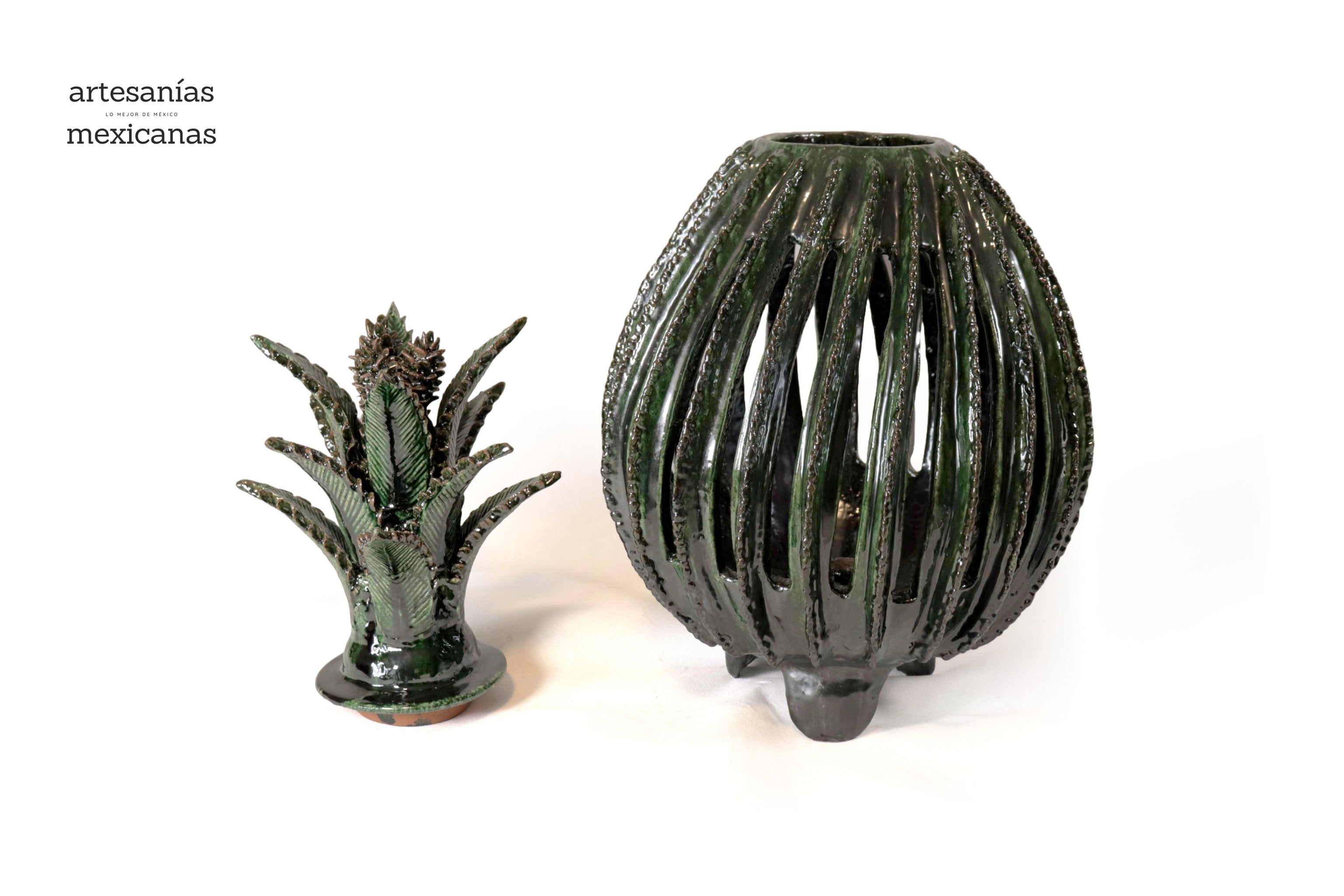 Michoacán Clay Pineapple - Green Barrel Cactus - 26.3 in. Juan Gtz