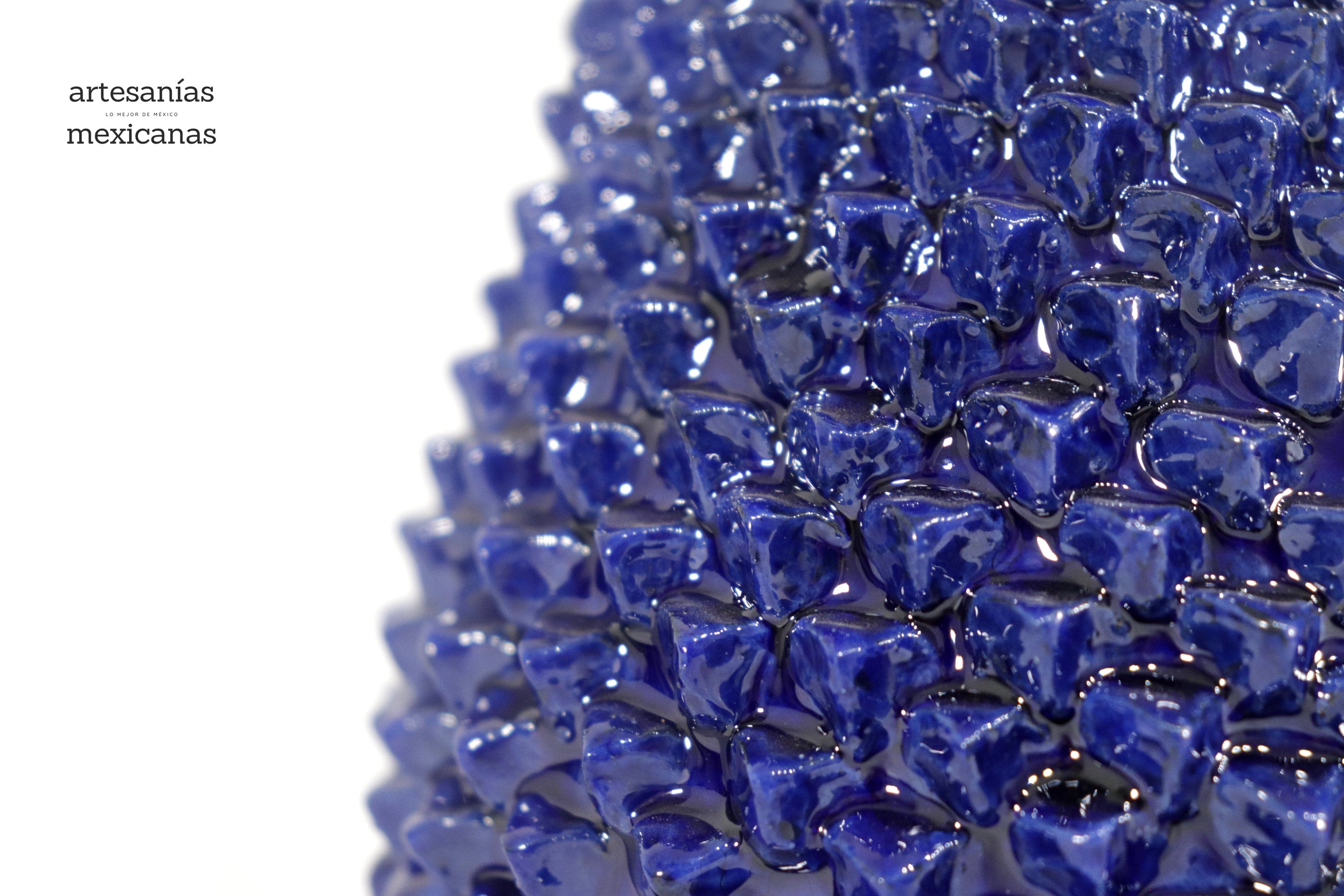 Michoacán Clay Pineapple - Spikes Blue - 11 in. Chema SJG