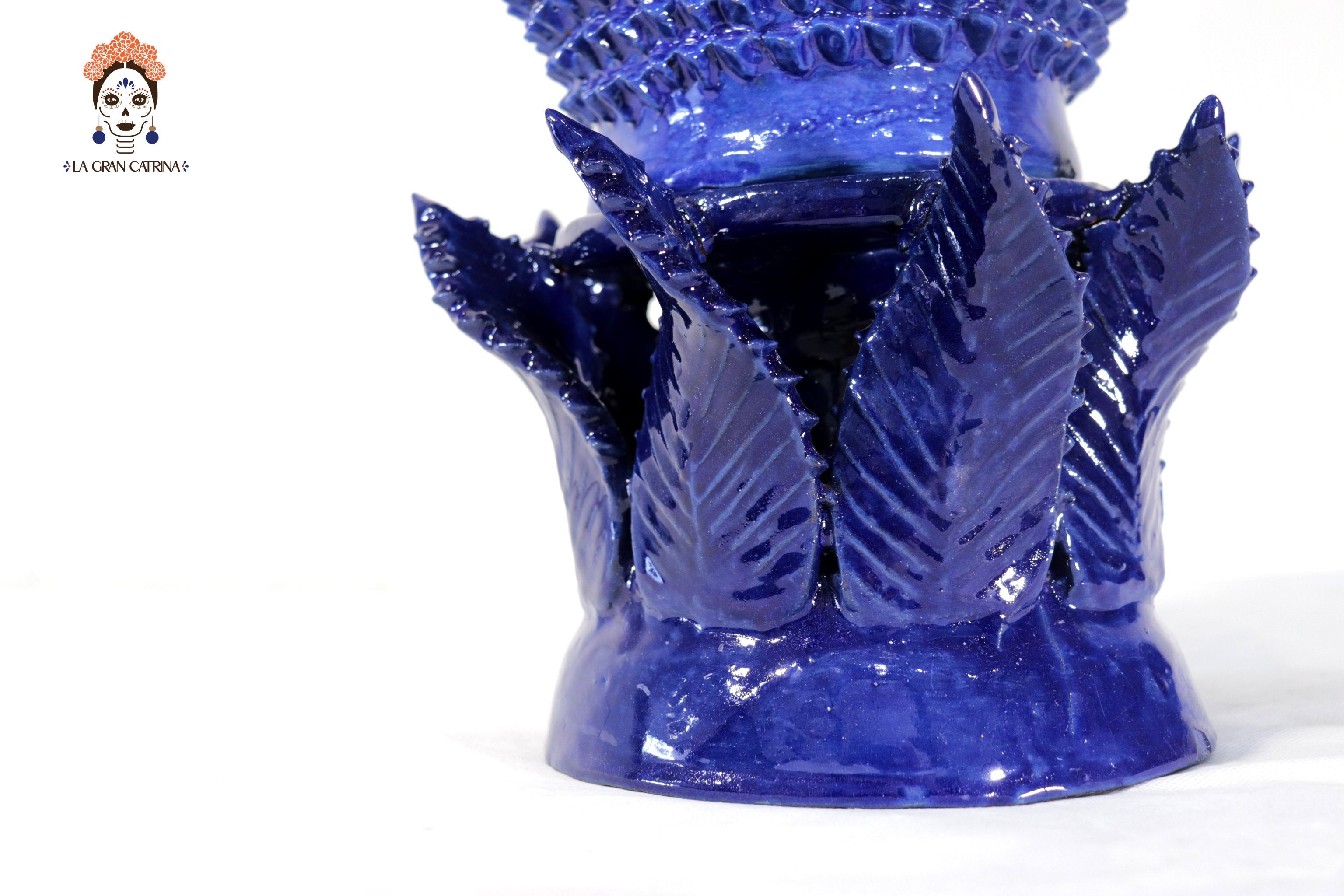 Michoacán Blue Pineapple with Base - 25.5 in. Juan Gtz