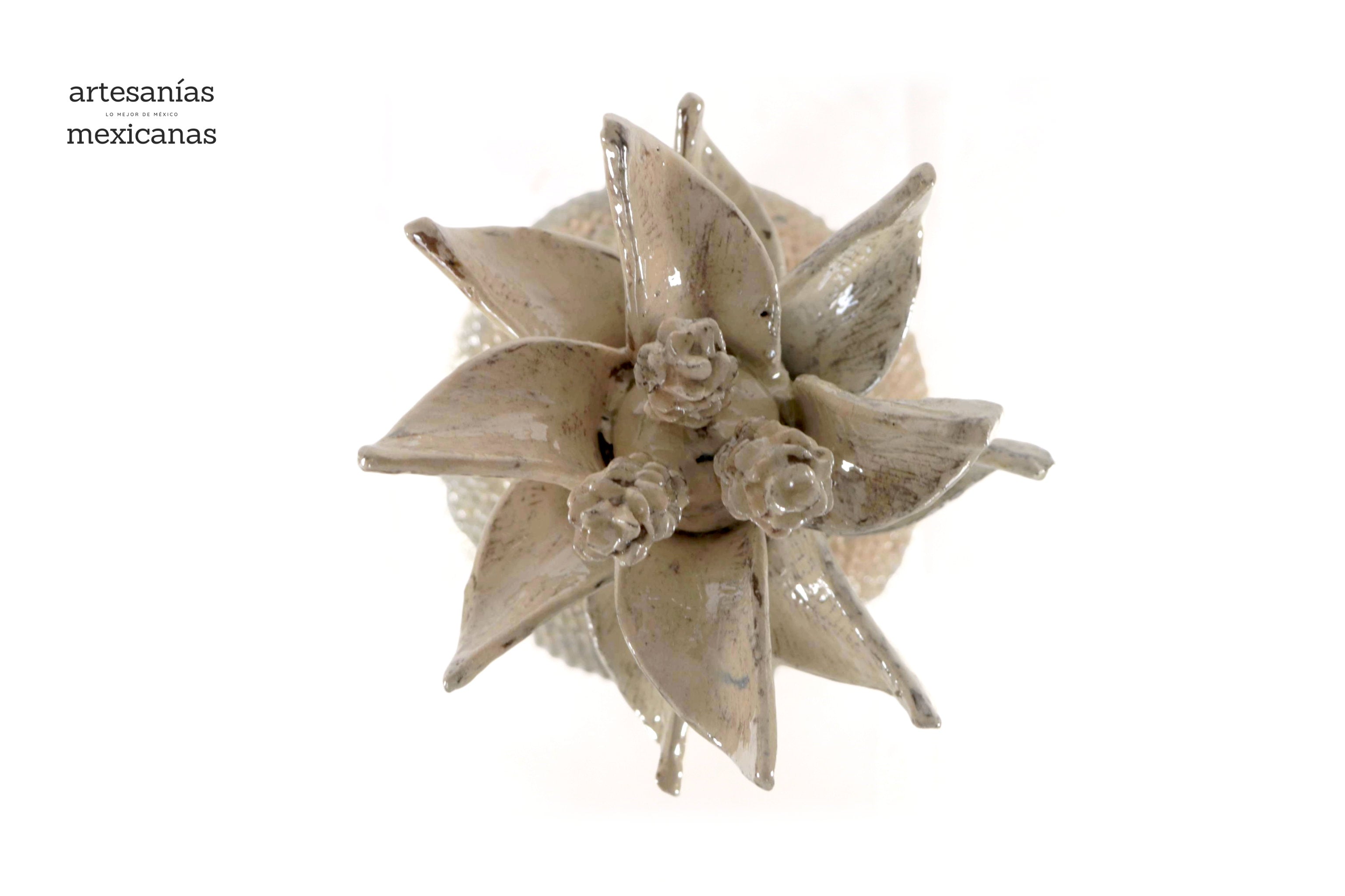 Beige Pineapple with Spikes with Wavy Lid - 20 in. - Made to Order Juan Gtz