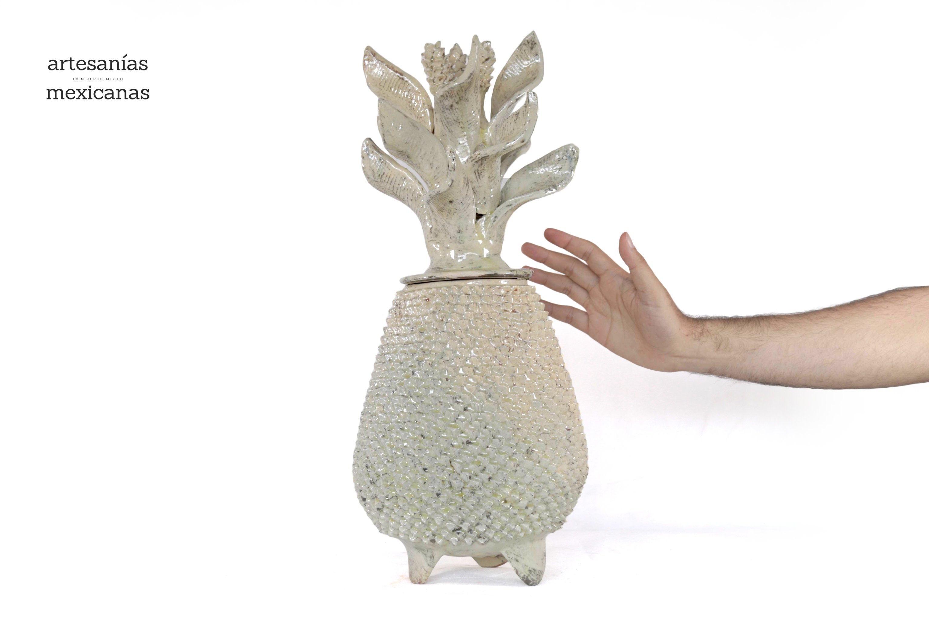 Beige Pineapple with Spikes with Wavy Lid - 20 in. - Made to Order Juan Gtz