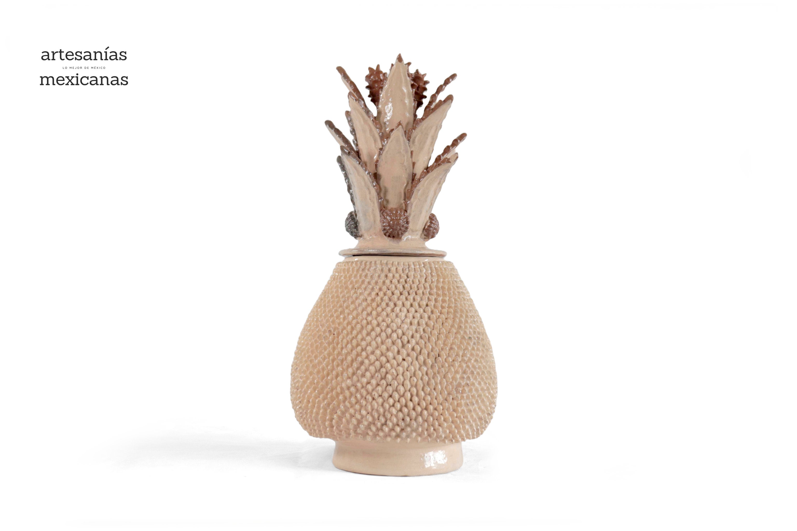 Michoacán Clay Pineapple - Beige with spikes - 19 in. - in. Production Juan Gtz
