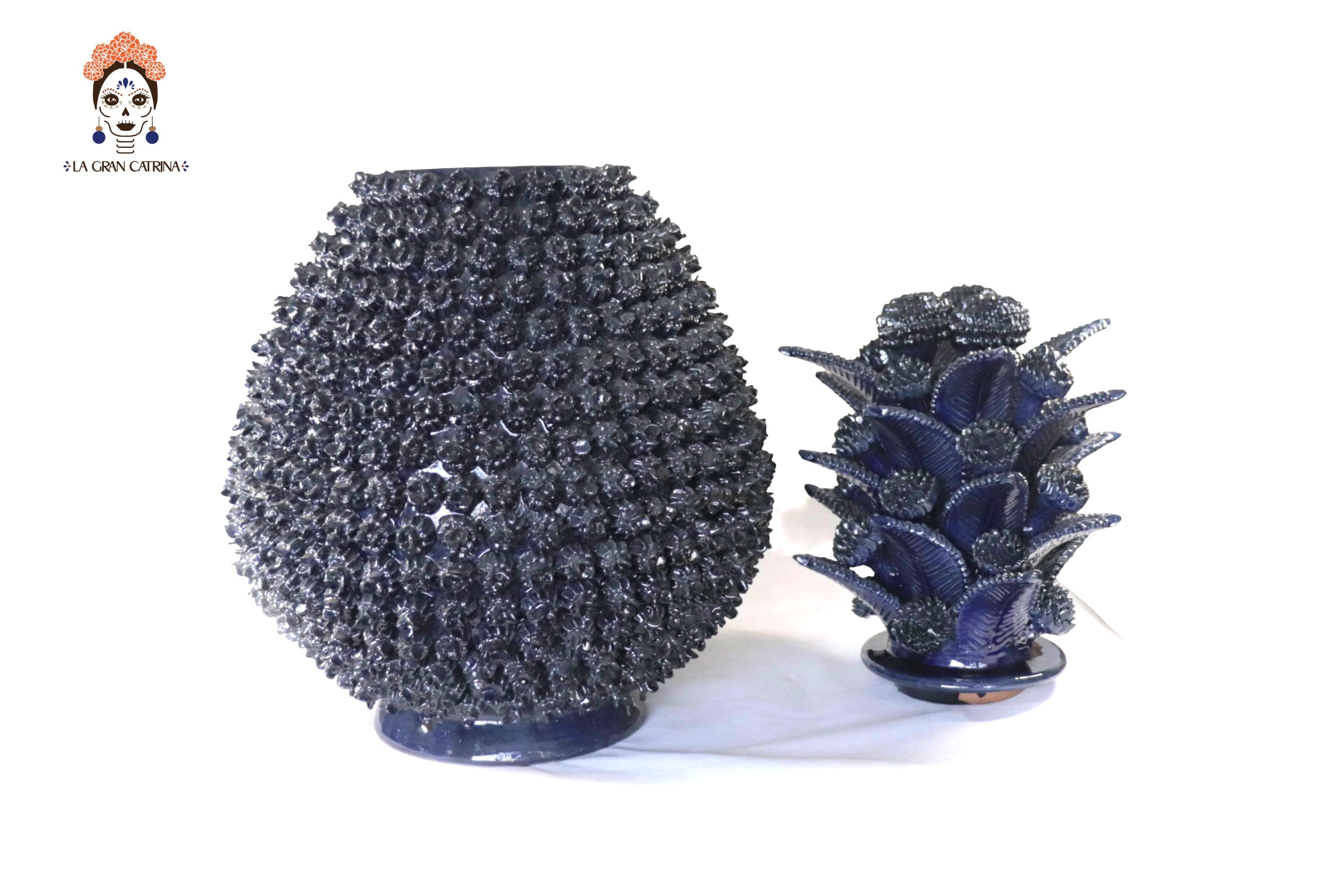 Michoacán Clay Pineapple - Blue Contest with Small Flowers - 27.1 in. Celia SJG