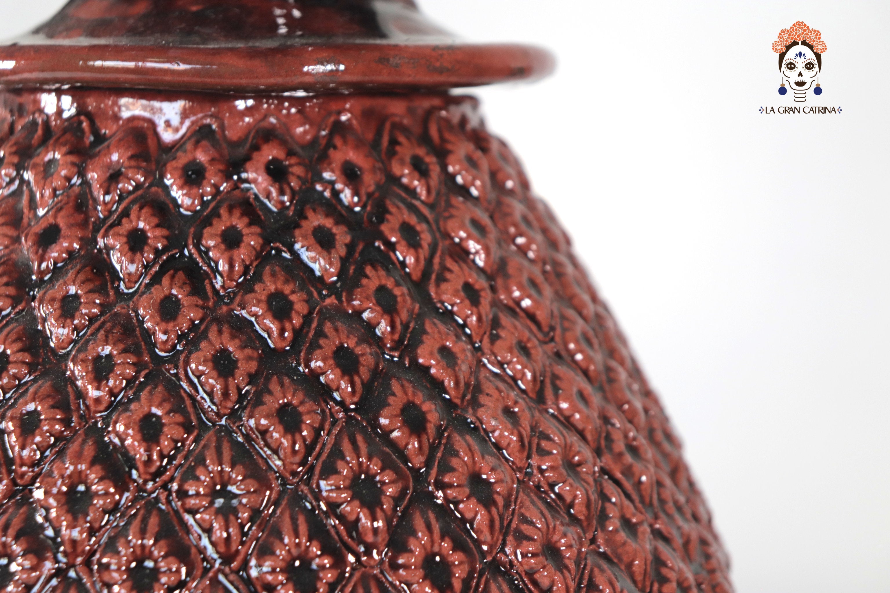 Pineapple Roja of Rombos - 20 in. Chema SJG