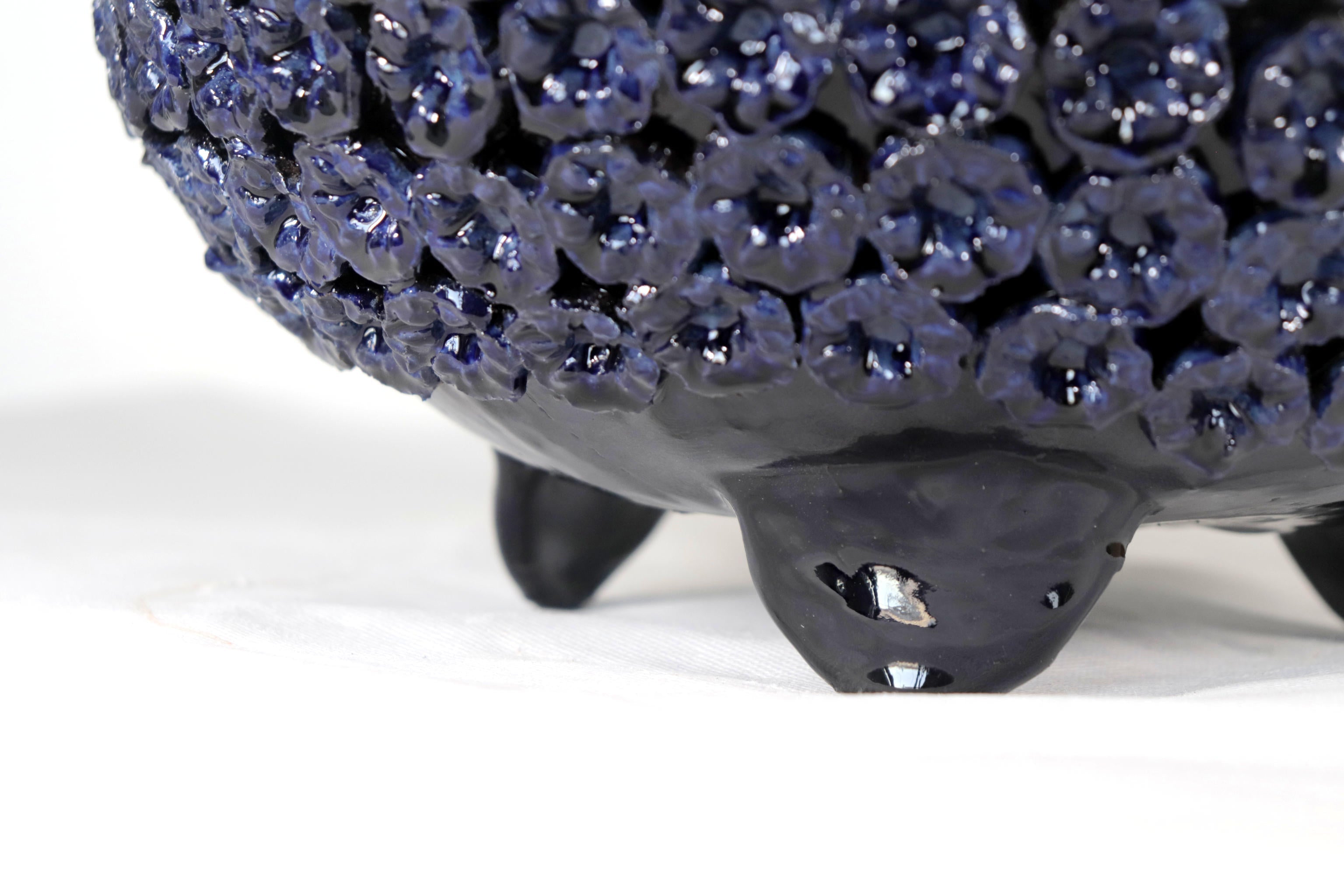 Pineapple of Disco - Flowers Blue - 19.6 in. Chema SJG