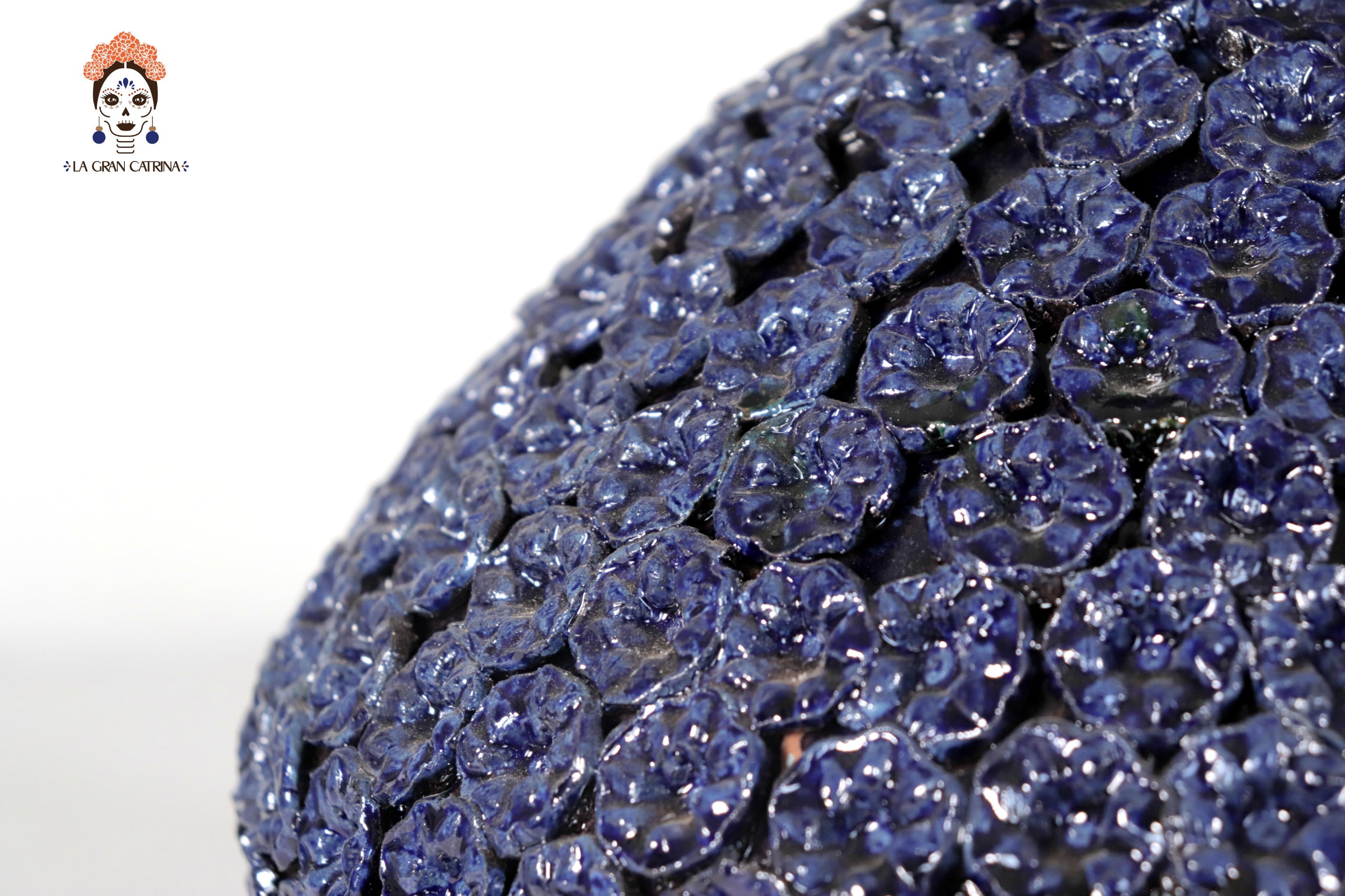 Pineapple of Disco - Flowers Blue - 19.6 in. Chema SJG