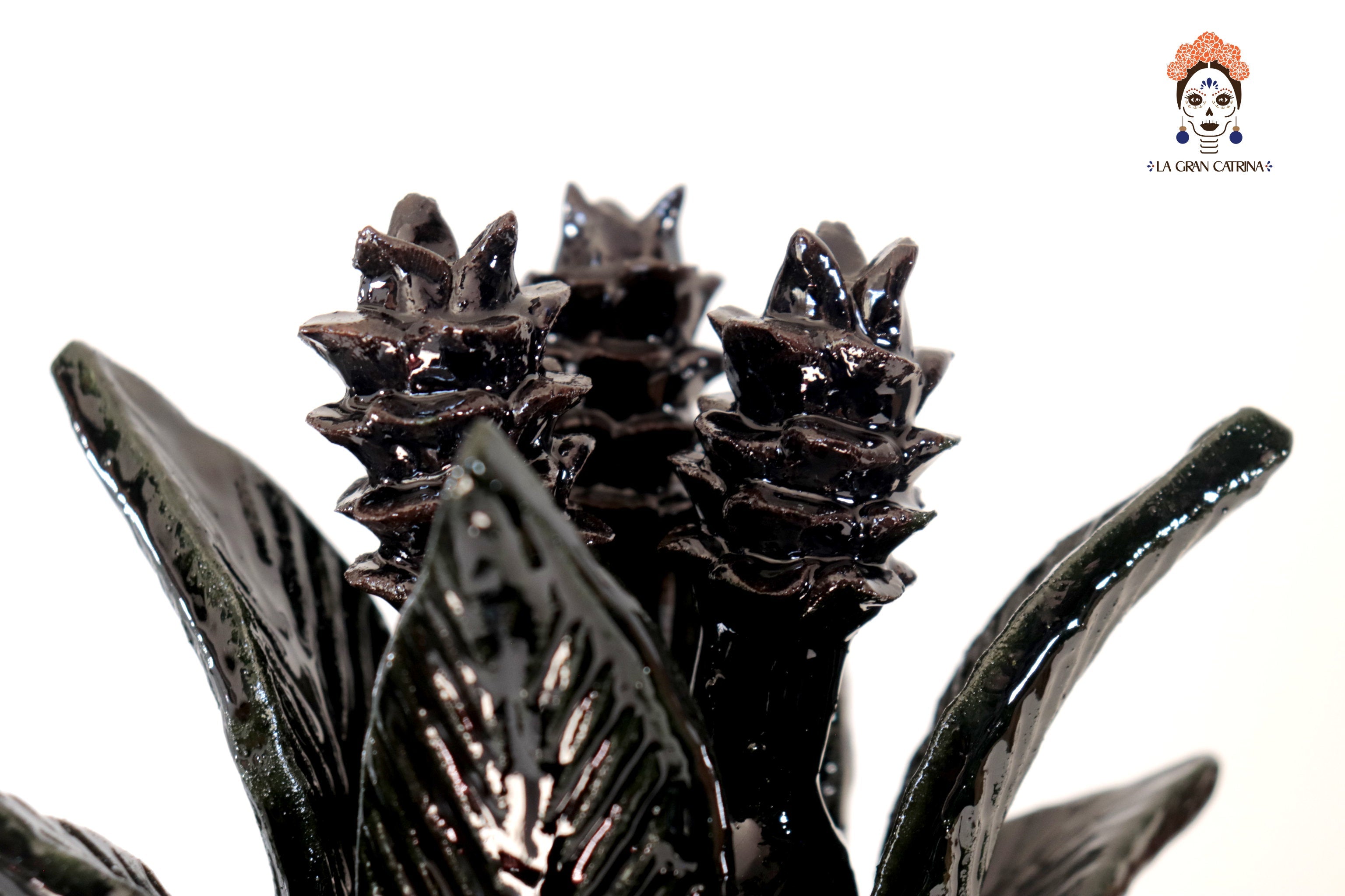 Michoacán Clay Pineapple - Petals and flowers Black - 13 in. - Made to Order Juan Gtz