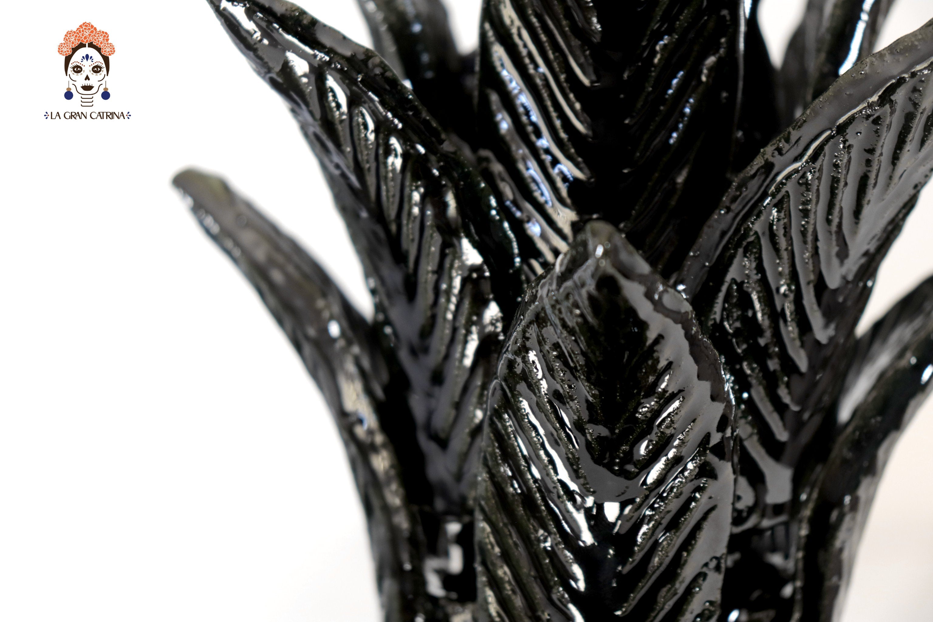 Michoacán Clay Pineapple - Petals and flowers Black - 13 in. - Made to Order Juan Gtz