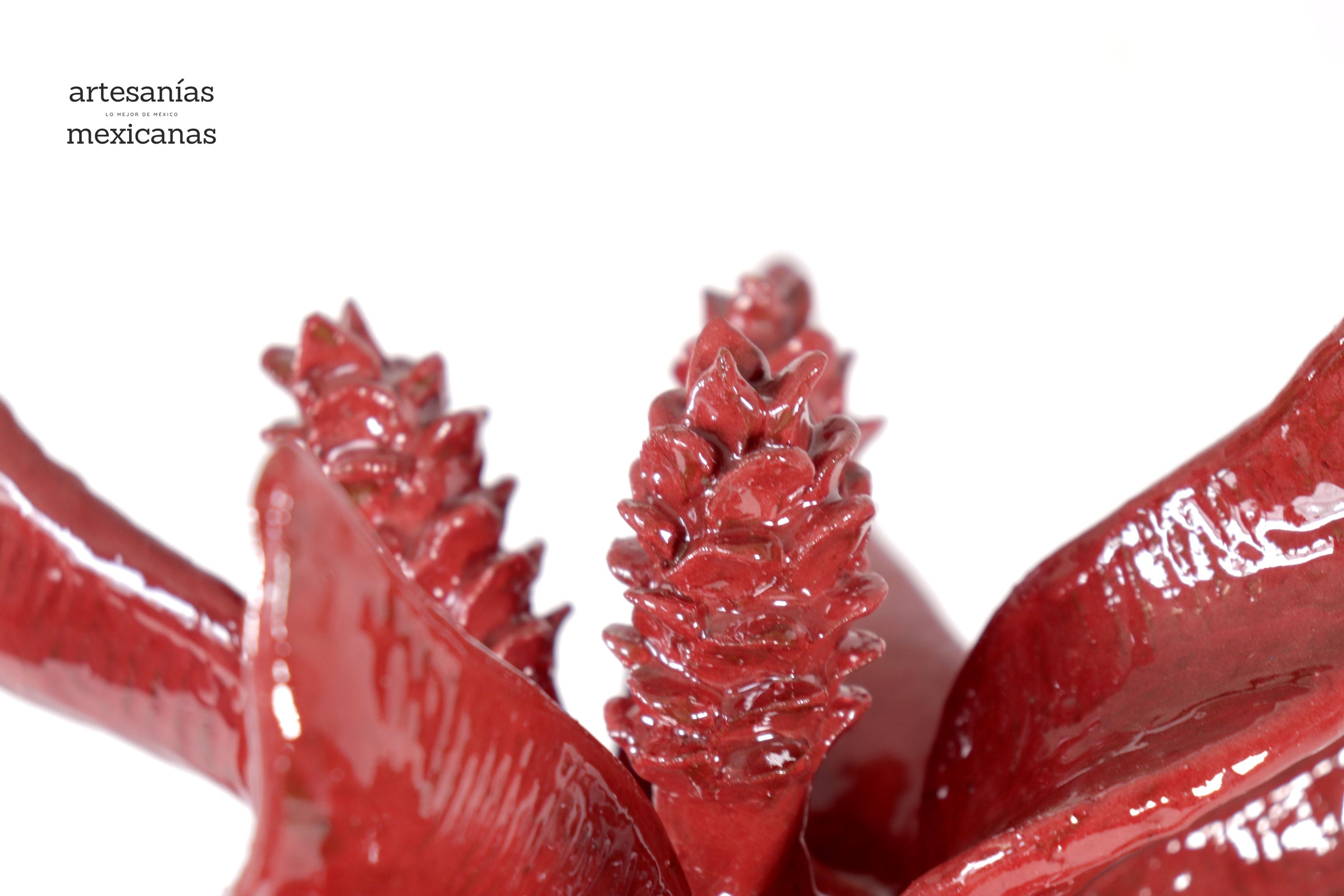 Red Pineapple with Wavy Lid - 16 in. - Made to Order Juan Gtz