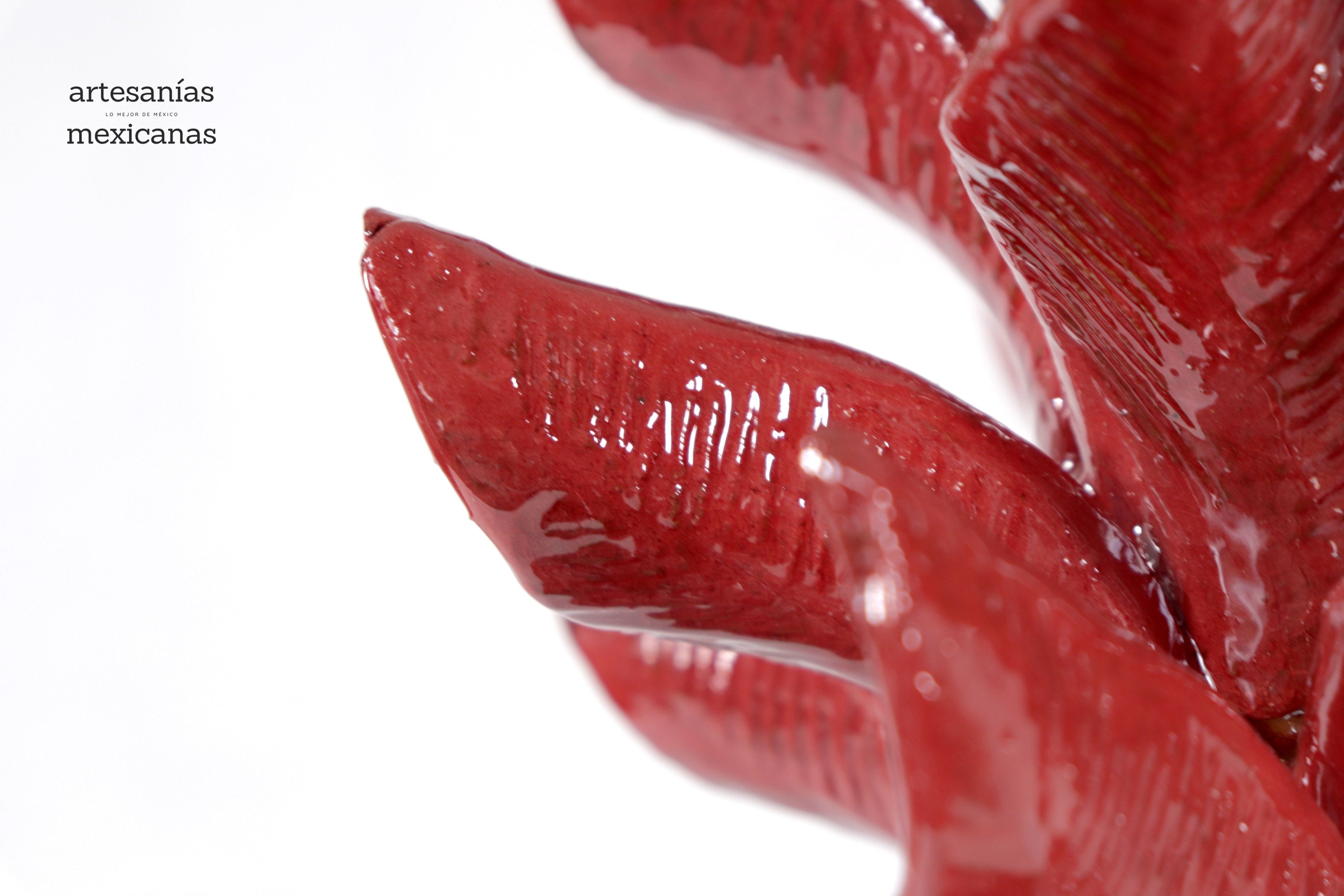 Red Pineapple with Wavy Lid - 16 in. - Made to Order Juan Gtz